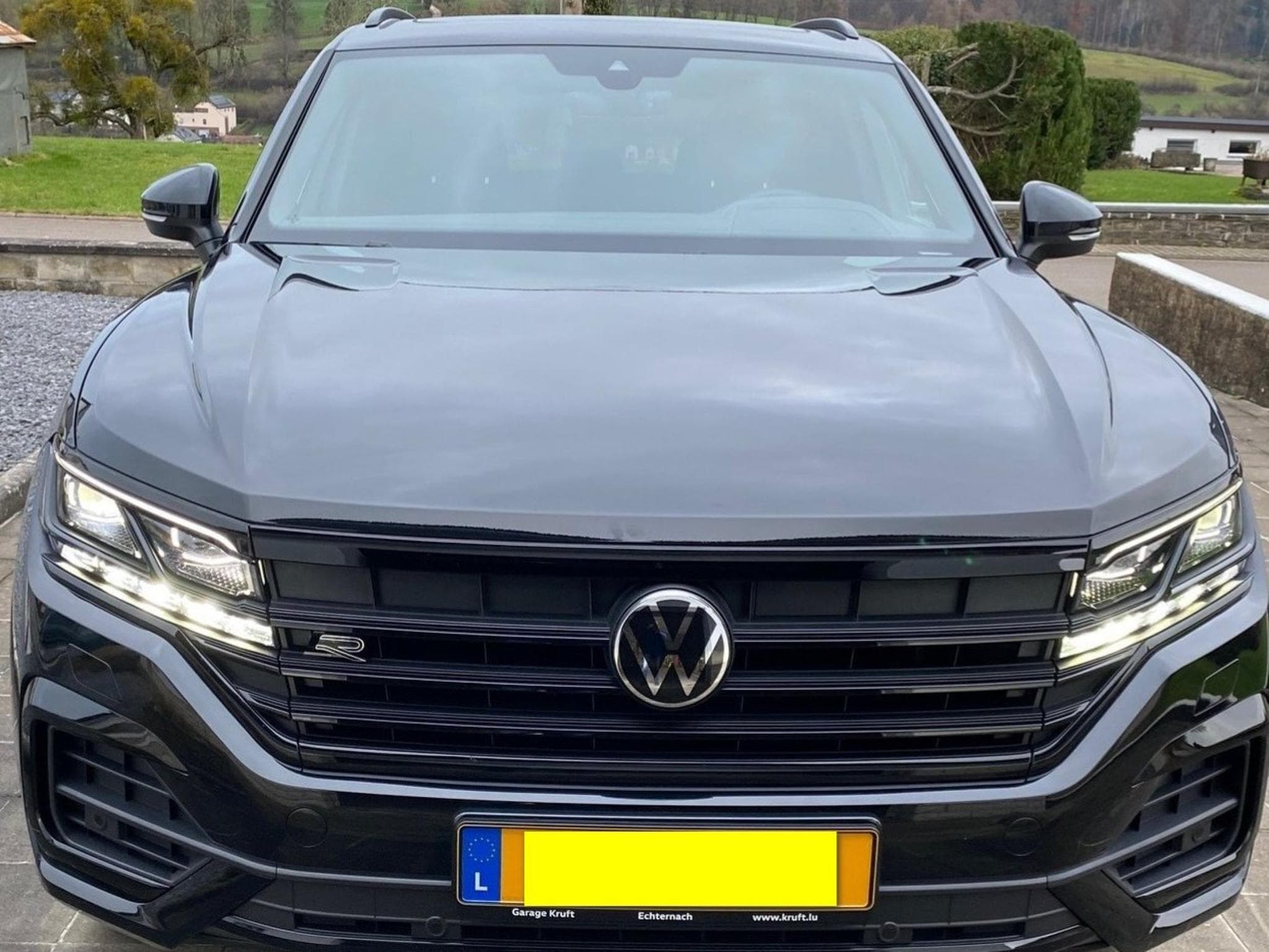 VW Touareg V6, R-Line (2023) - Photo 2