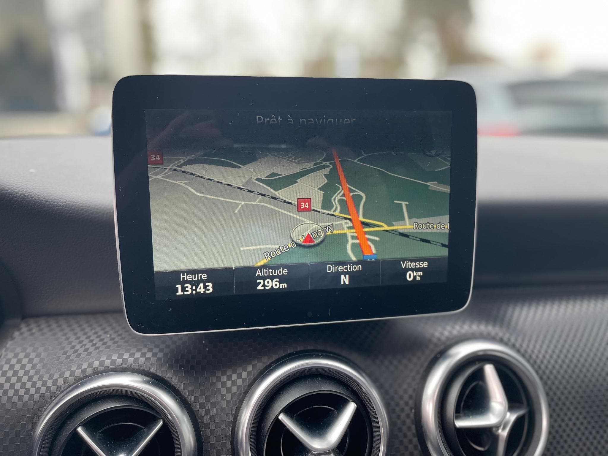 Mercedes A 180 Sport 7G-DCT Toit Ouvrant (2016) - Photo 9