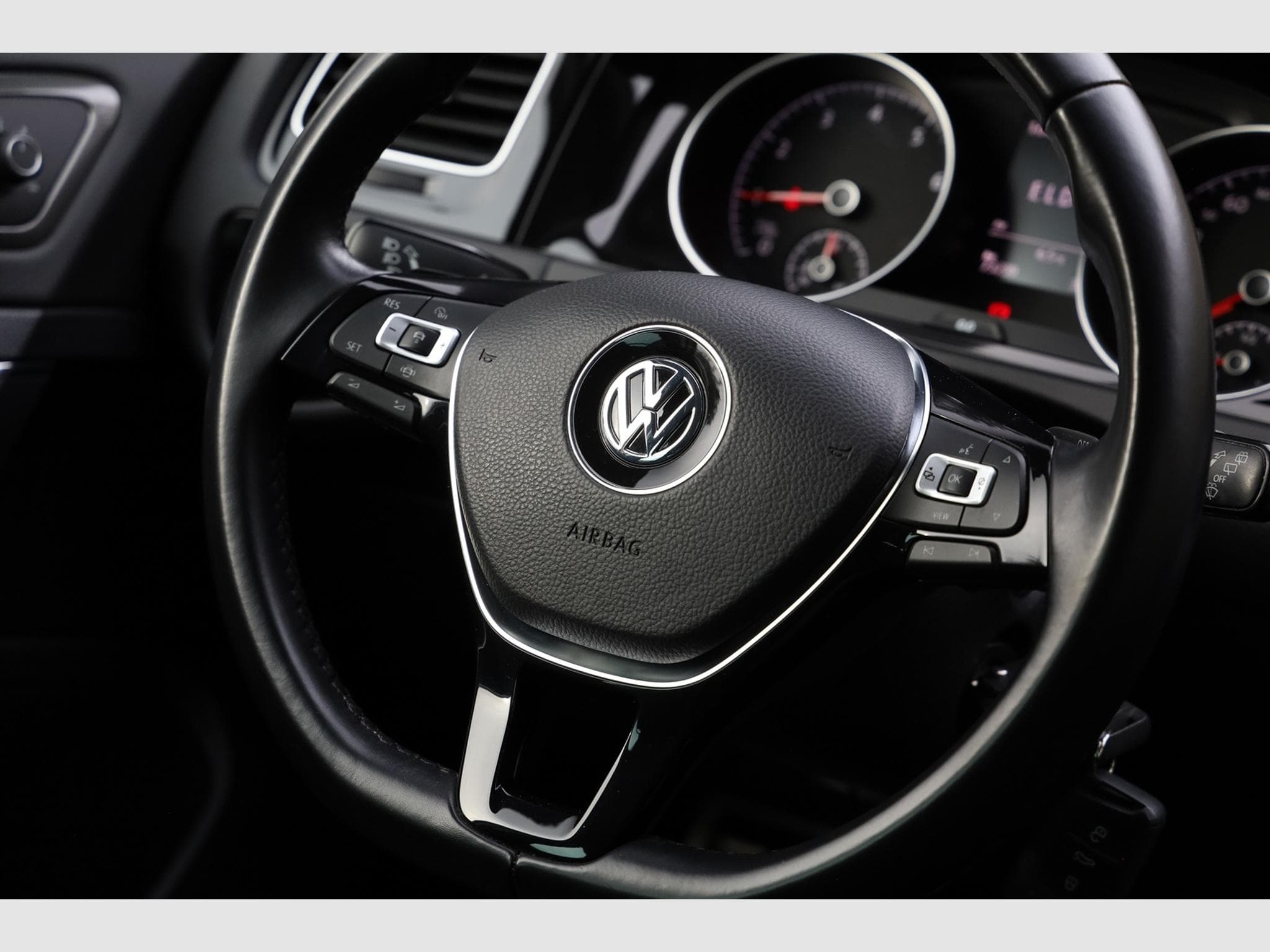 VW Golf 1.5 TSI 150cv DSG Join Edition (2018) - Foto 12