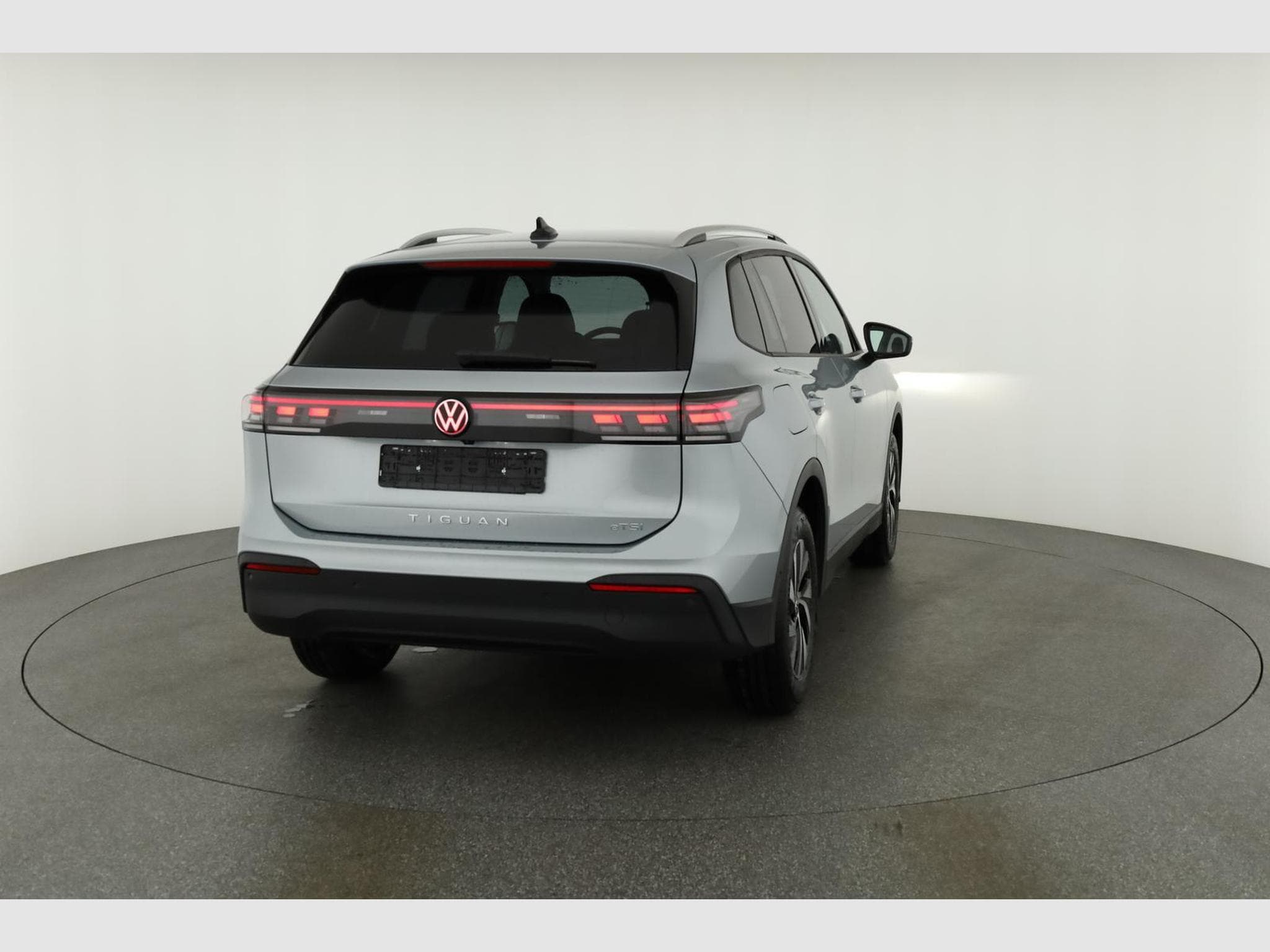 VW Tiguan 1.5 eTSI 110 kW Life (2025) - Foto 17