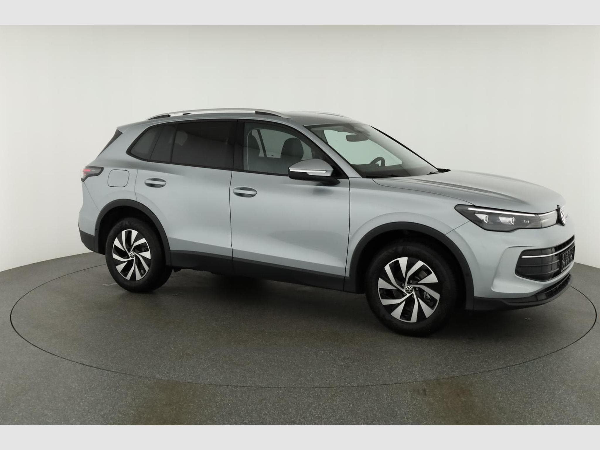 VW Tiguan 1.5 eTSI 110 kW Life (2025) - Foto 24