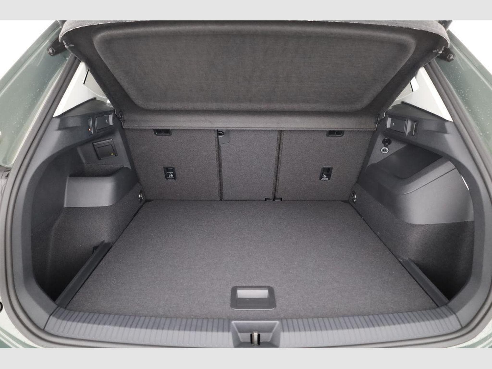 VW Tiguan 1.5 eTSI 110 kW Life (2025) - Foto 11