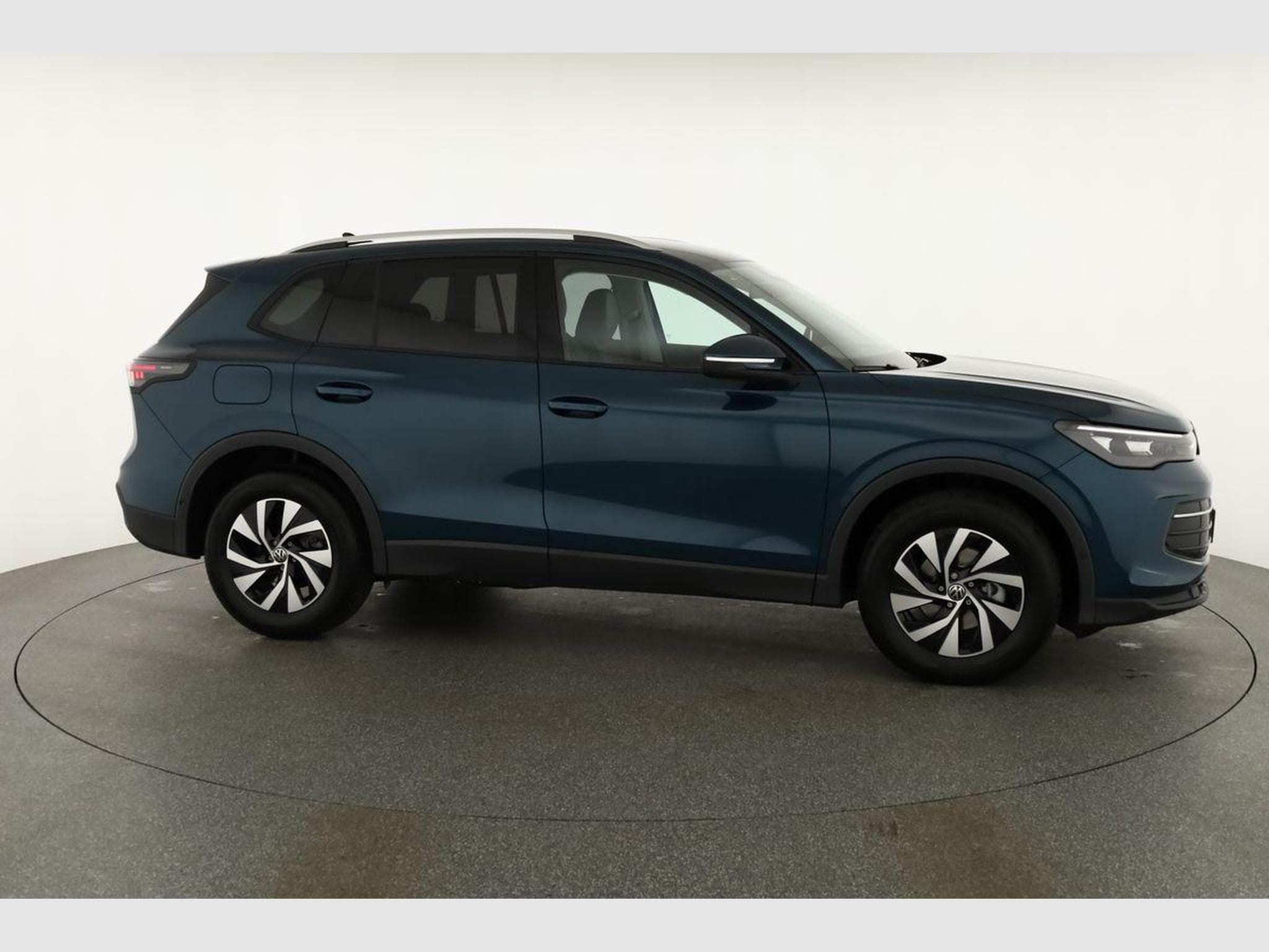 VW Tiguan 1.5 eTSI 110 kW Life (2025) - Foto 23
