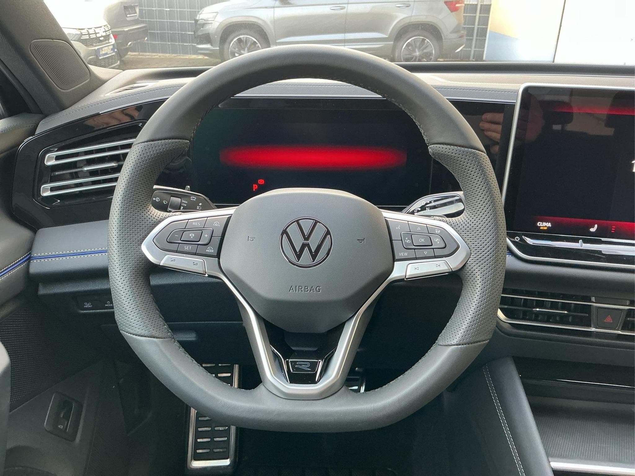 VW Tiguan R-Line Black Style (2026) - Foto 20