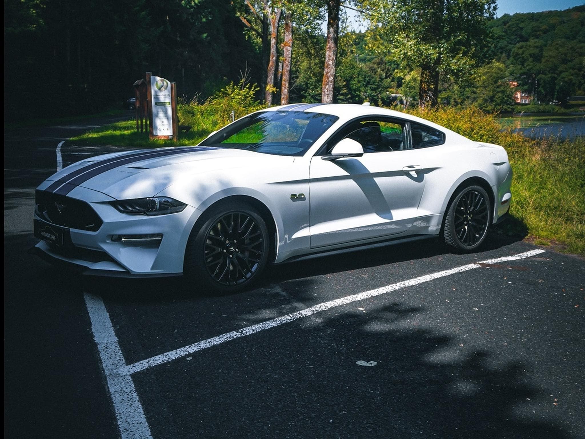 Ford Mustang Mustang GT 5.0 / V8 449 ch / Carnet d’entretien à jour (2023) - Photo 2