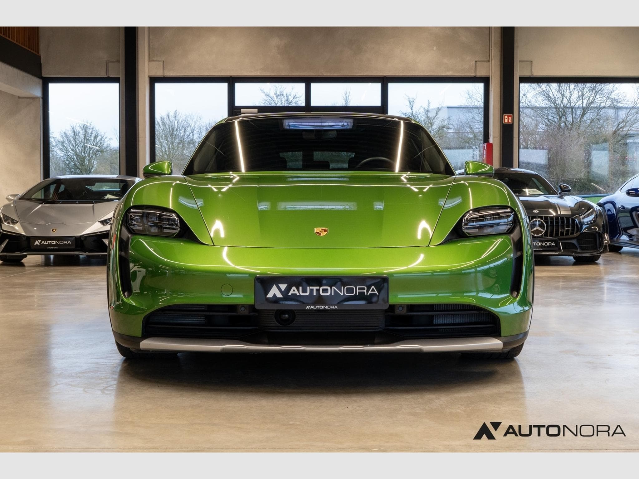 Porsche Taycan 4S Cross Turismo (2021) - Photo 9