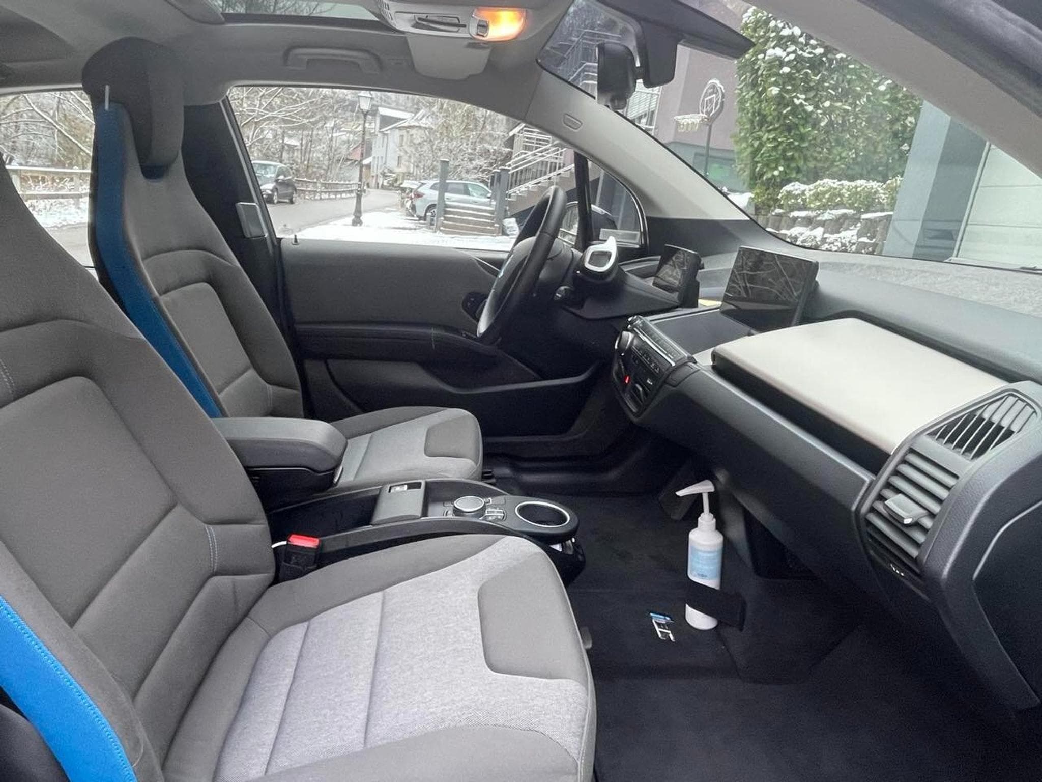 BMW i3 i3s (2021) - Photo 6