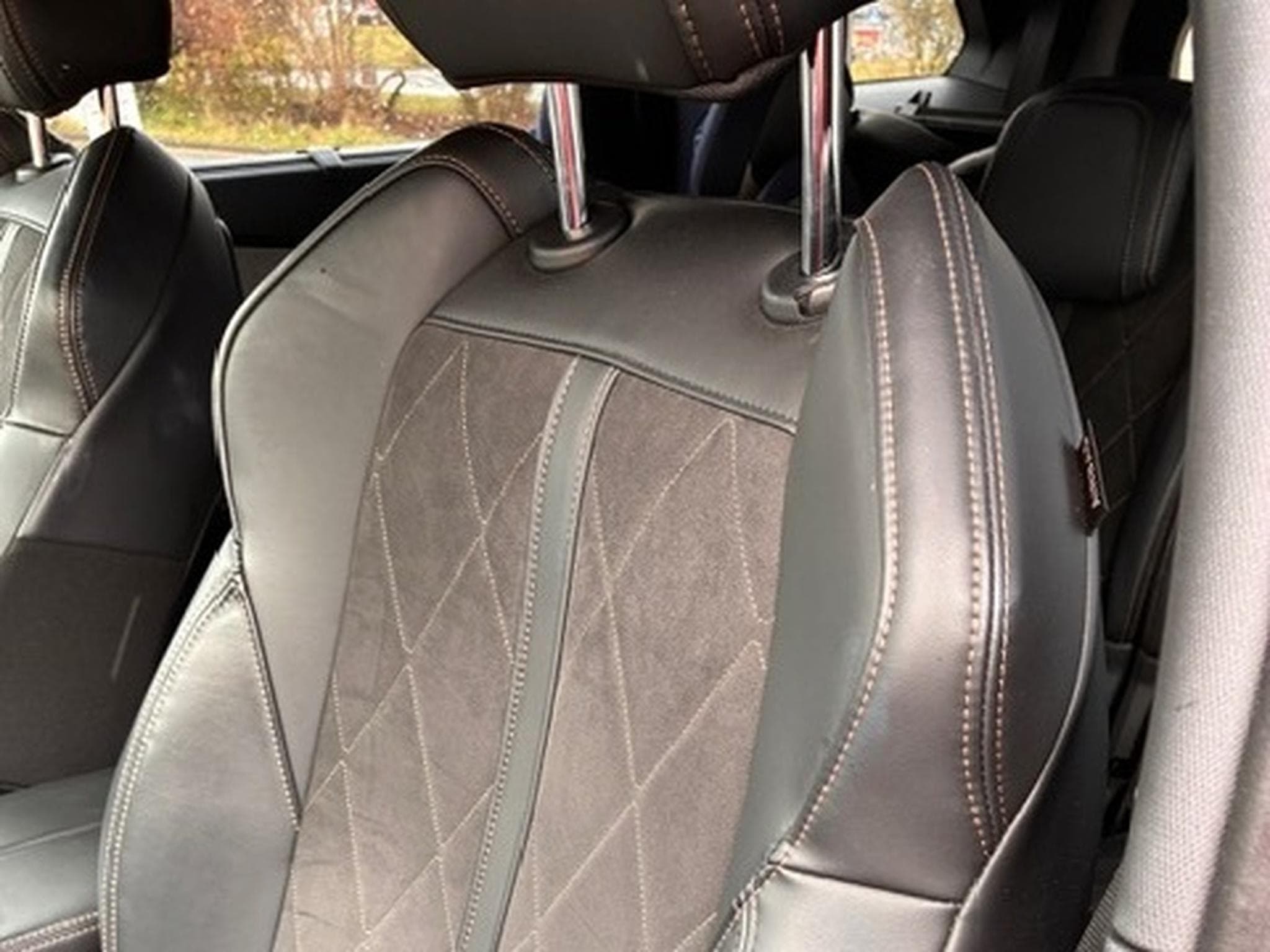 Peugeot 5008 GT Blue HDI EAT8 tva récupérable (2018) - Photo 9