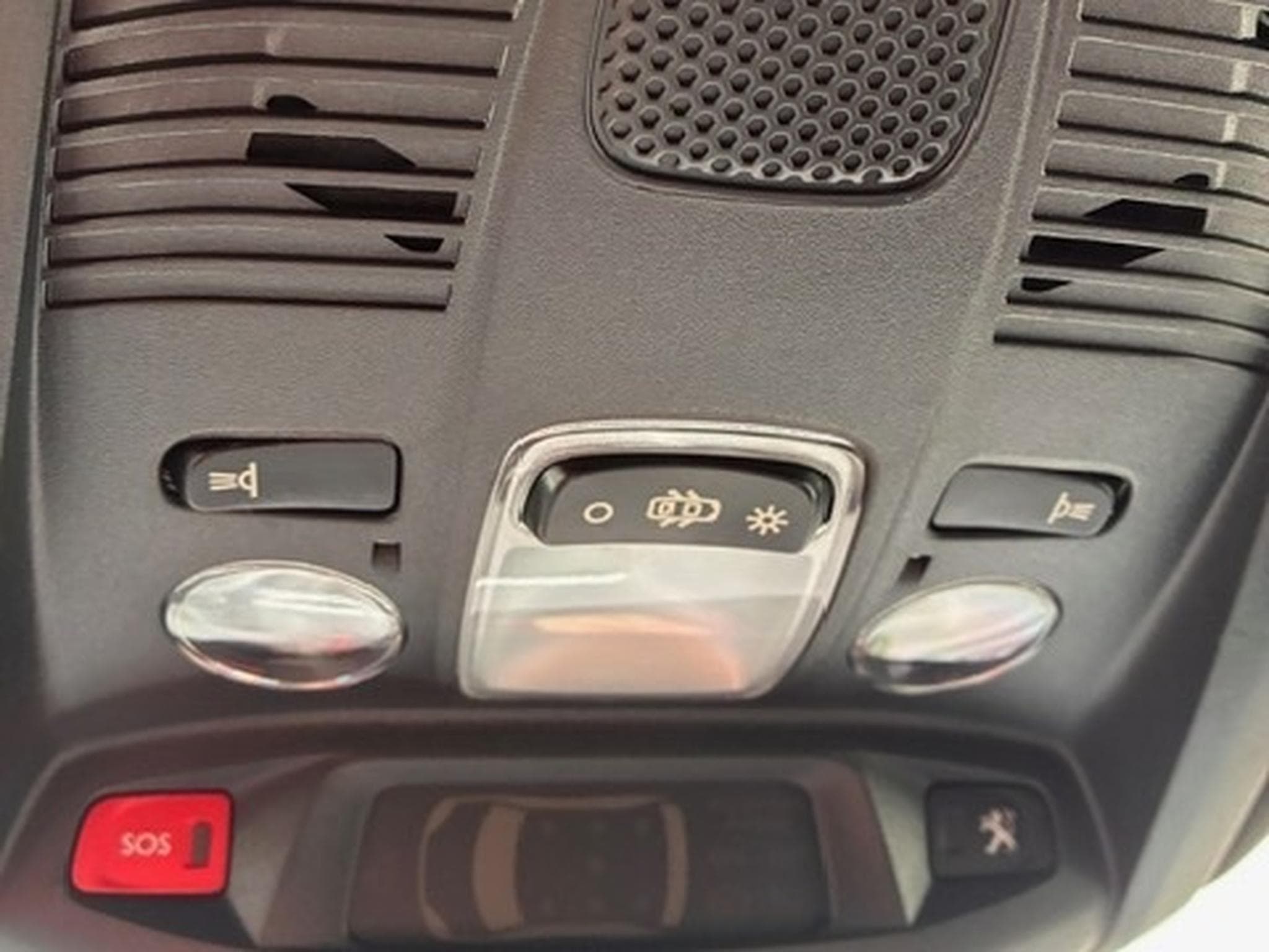 Peugeot 5008 GT Blue HDI EAT8 tva récupérable (2018) - Photo 12