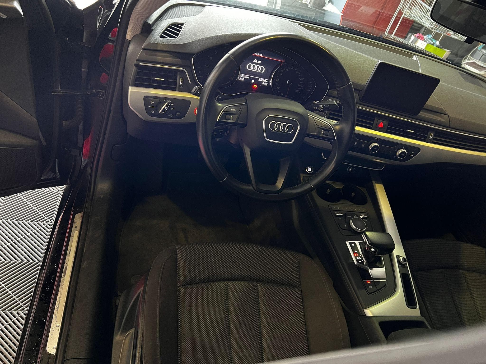 Audi A4 1.4 TFSI S Tronic/KLIMA/2.Hand/Tempomat (2017) - Foto 7