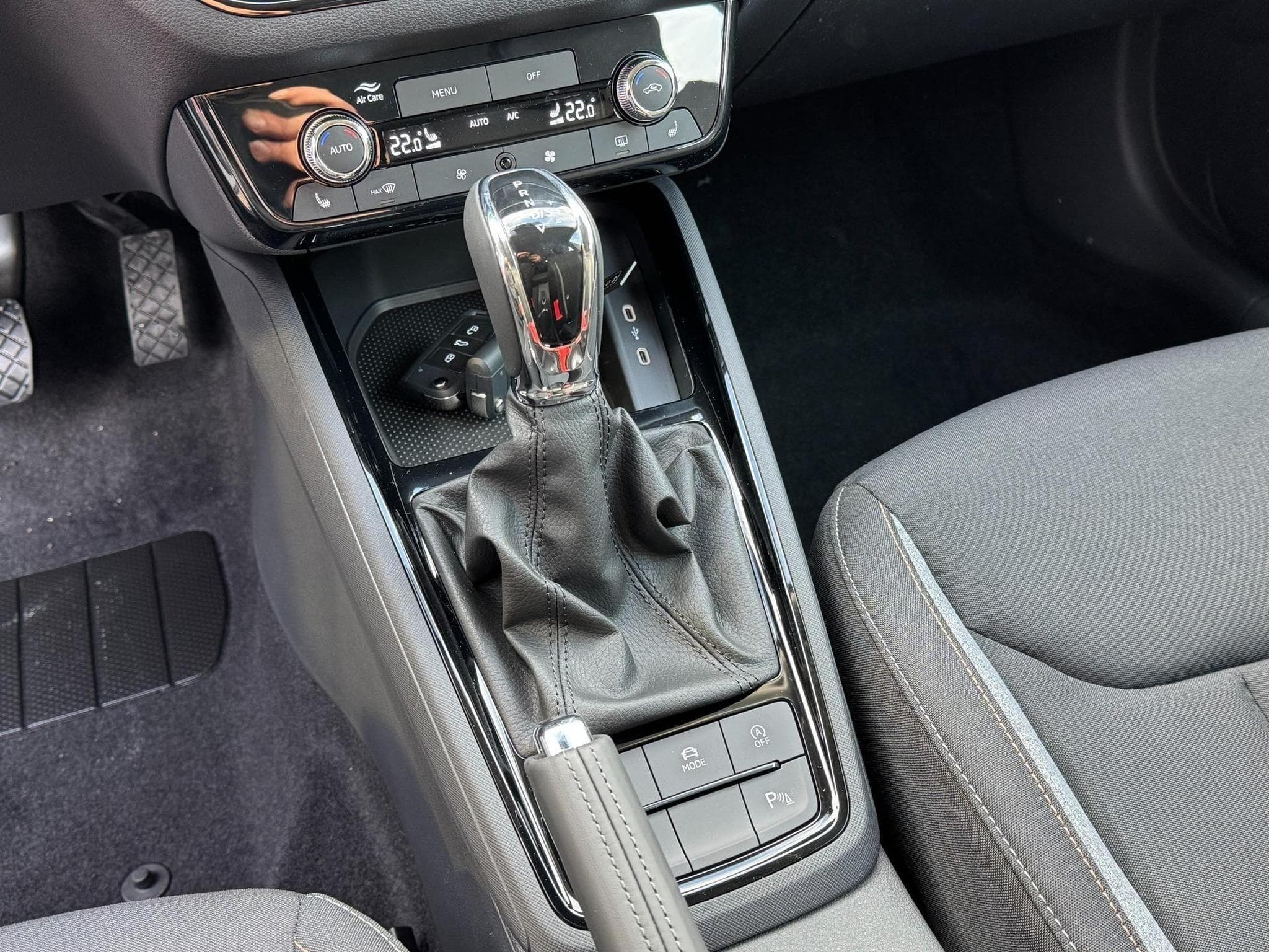 Skoda Scala 1,0 TSI DSG (2026) - Foto 15