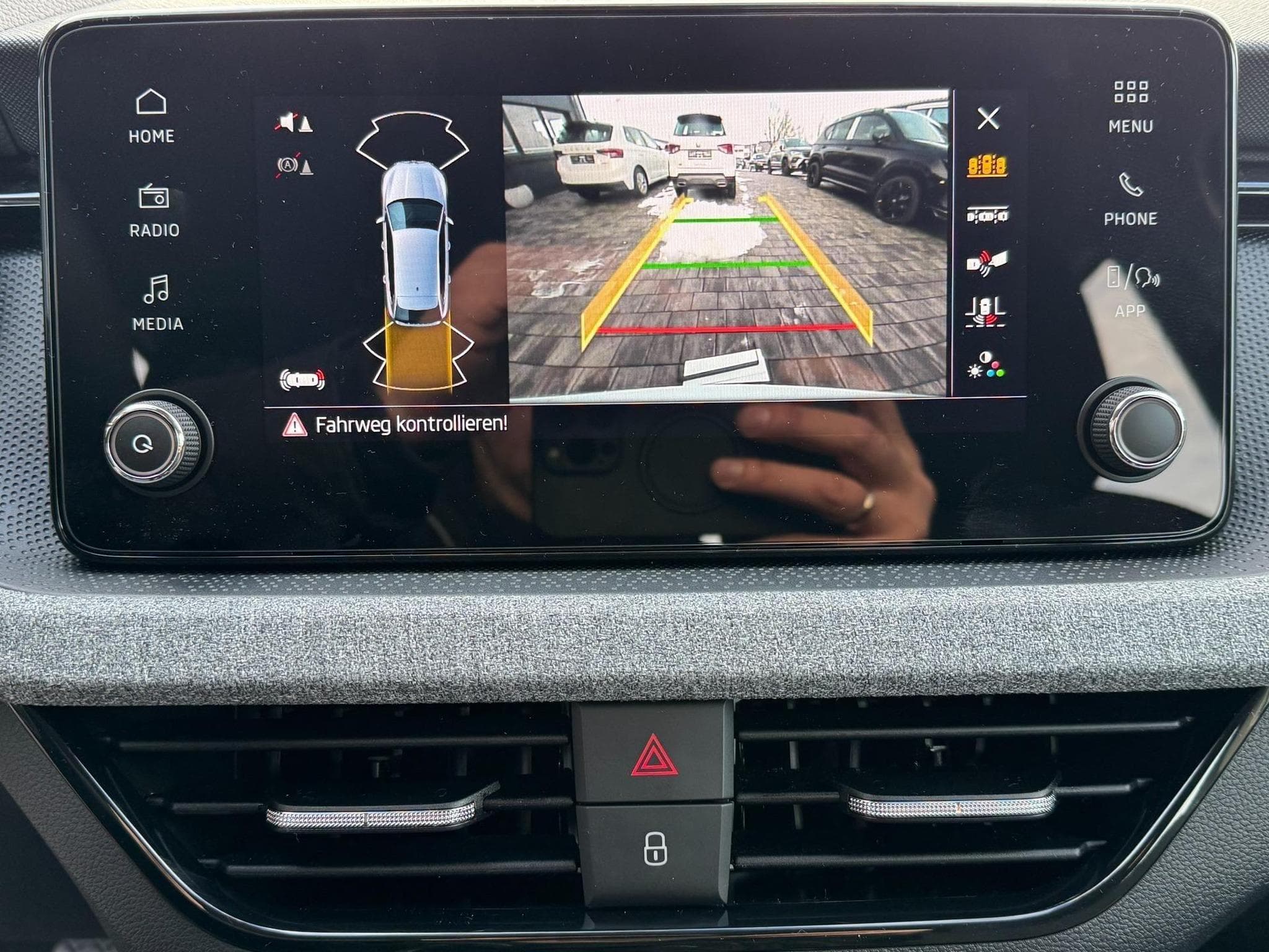 Skoda Scala 1,0 TSI DSG (2026) - Foto 20