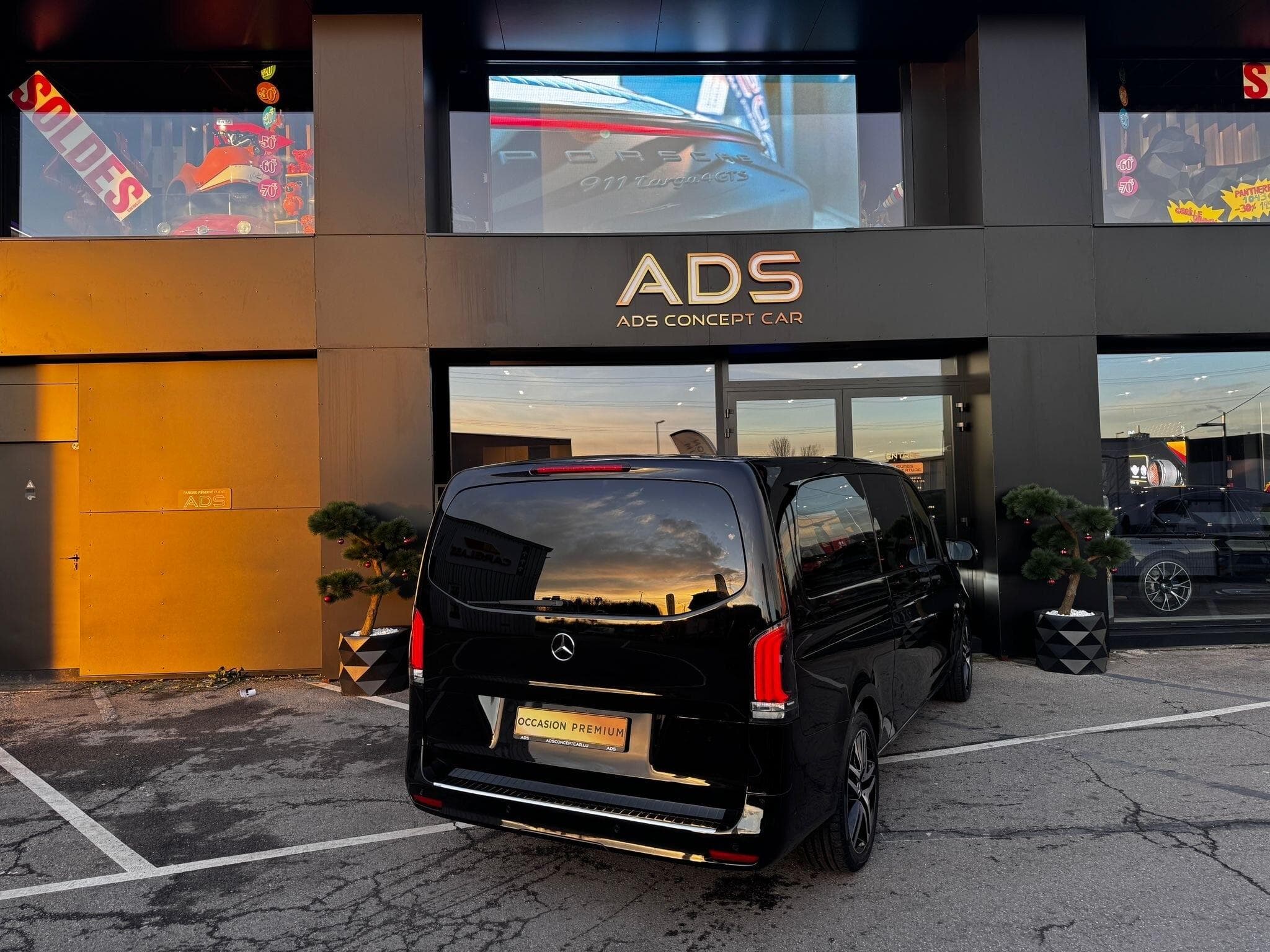 Mercedes Vito Tourer CDI extra-long L3 VIP (2025) - Foto 23