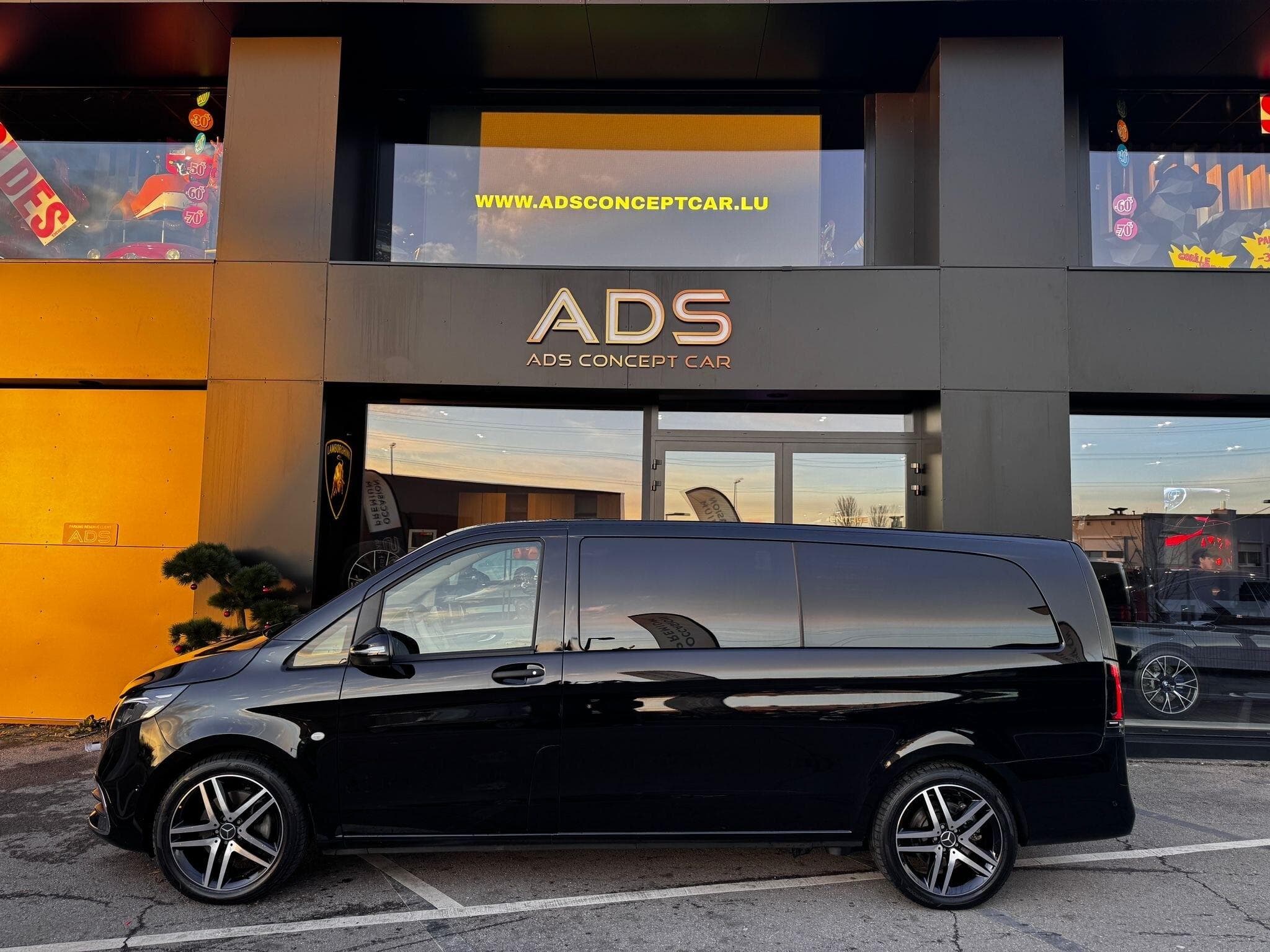 Mercedes Vito Tourer CDI extra-long L3 VIP (2025) - Foto 22