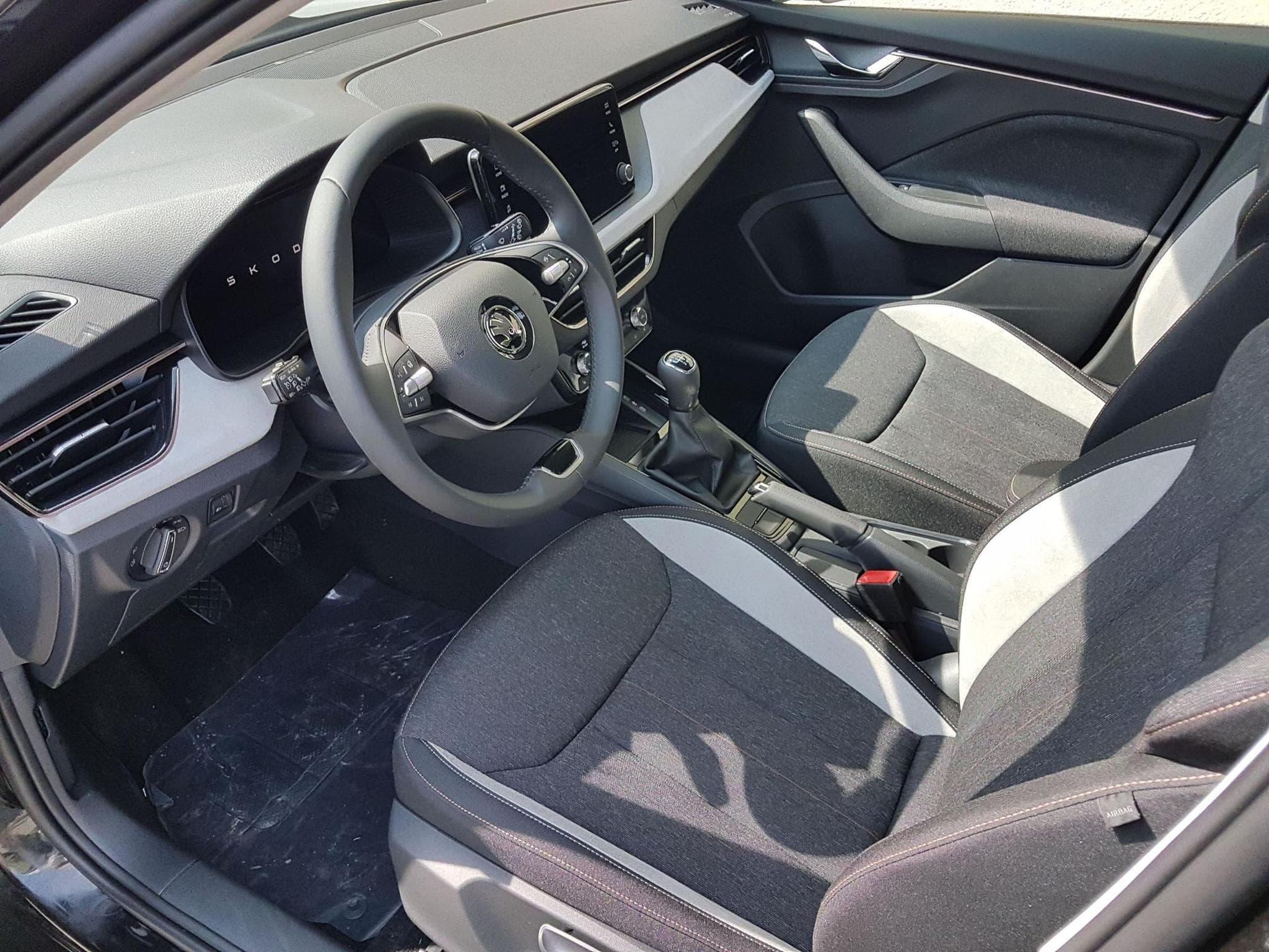 Skoda Kamiq Top Selection (2026) - Foto 10