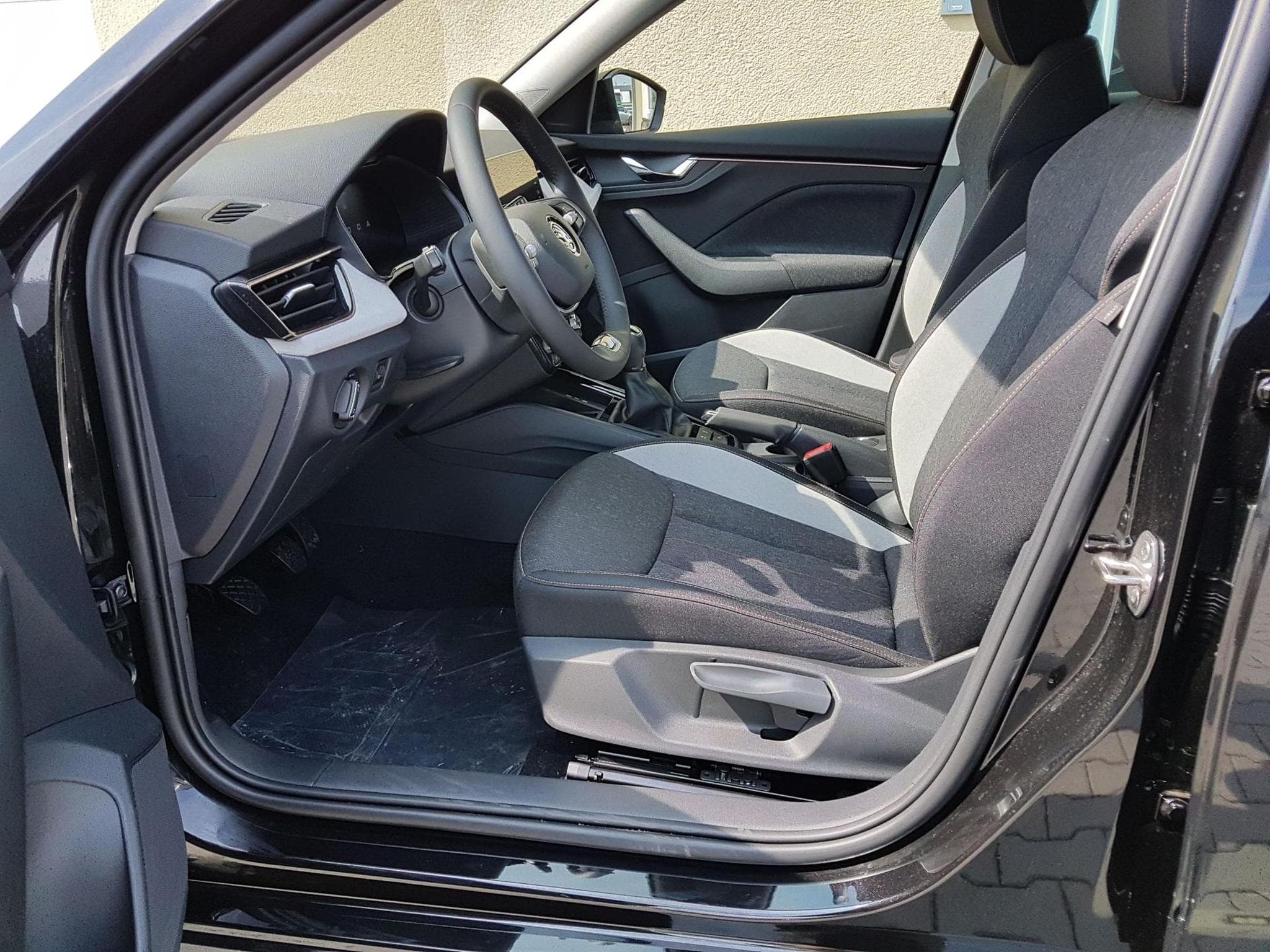 Skoda Kamiq Top Selection (2026) - Foto 12