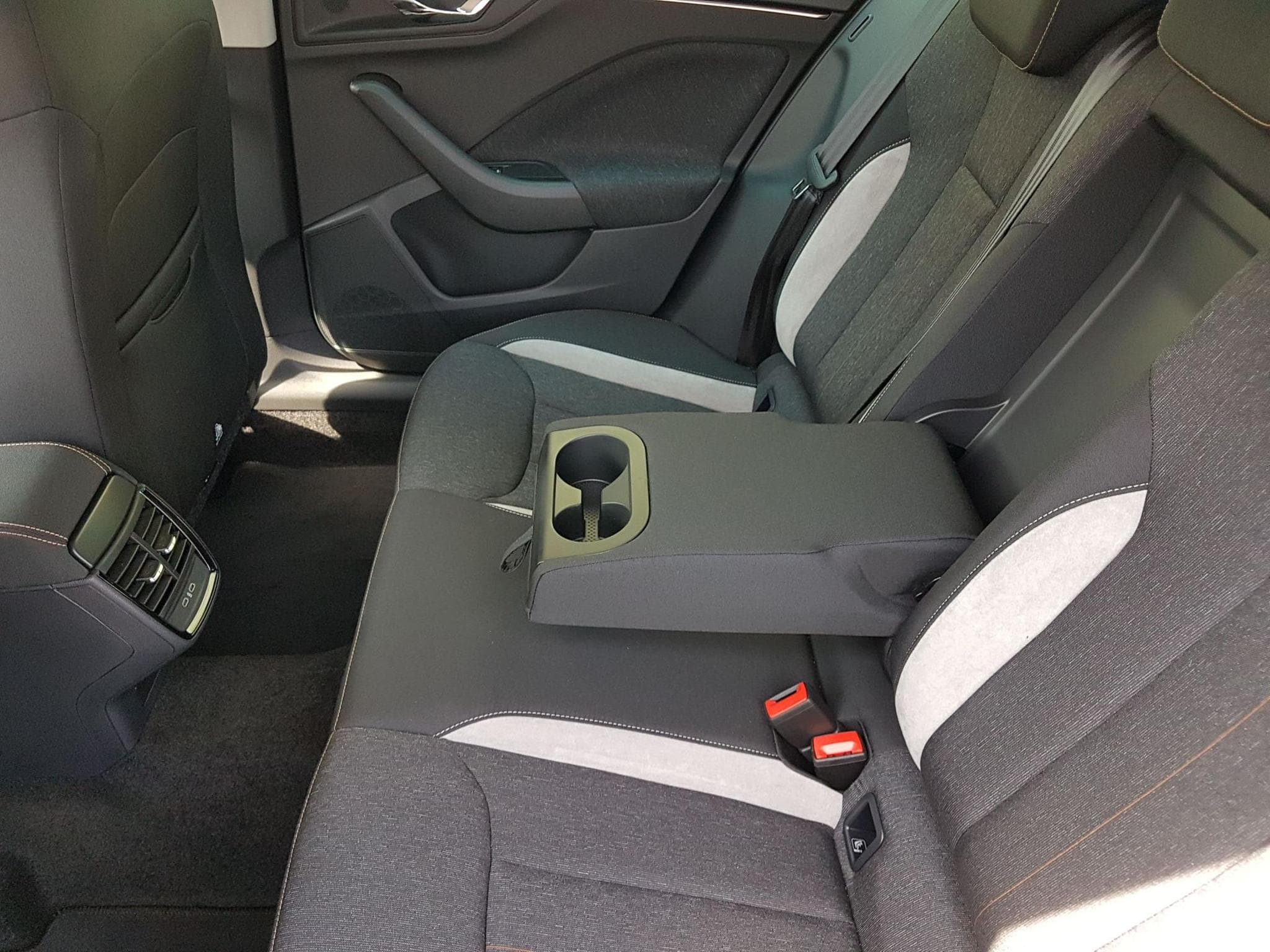 Skoda Kamiq Top Selection (2026) - Foto 16