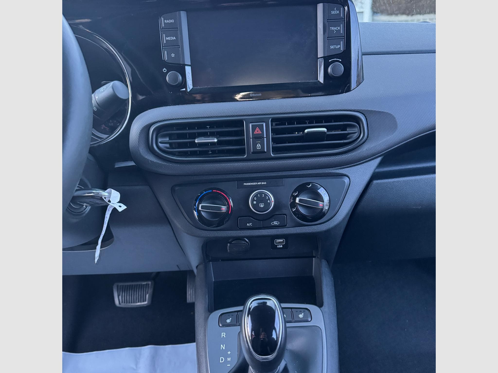 Hyundai i10 1,2 lounge blue (2020) - Photo 10