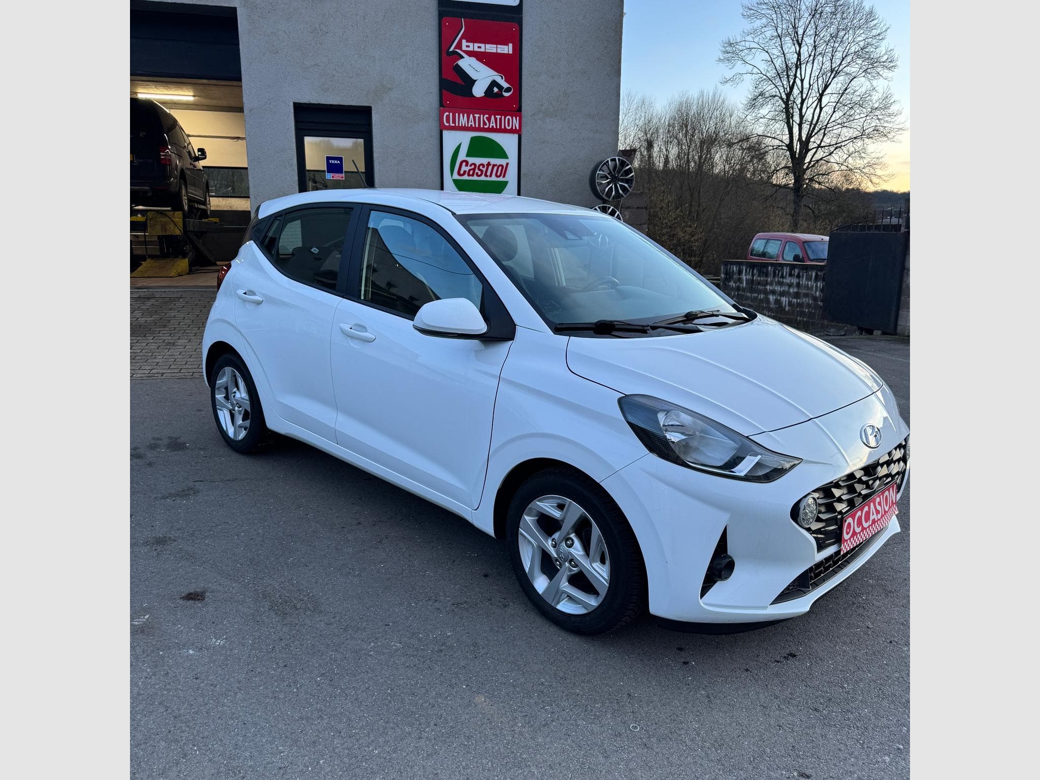 Hyundai i10 1,2 lounge blue (2020) - Photo 3