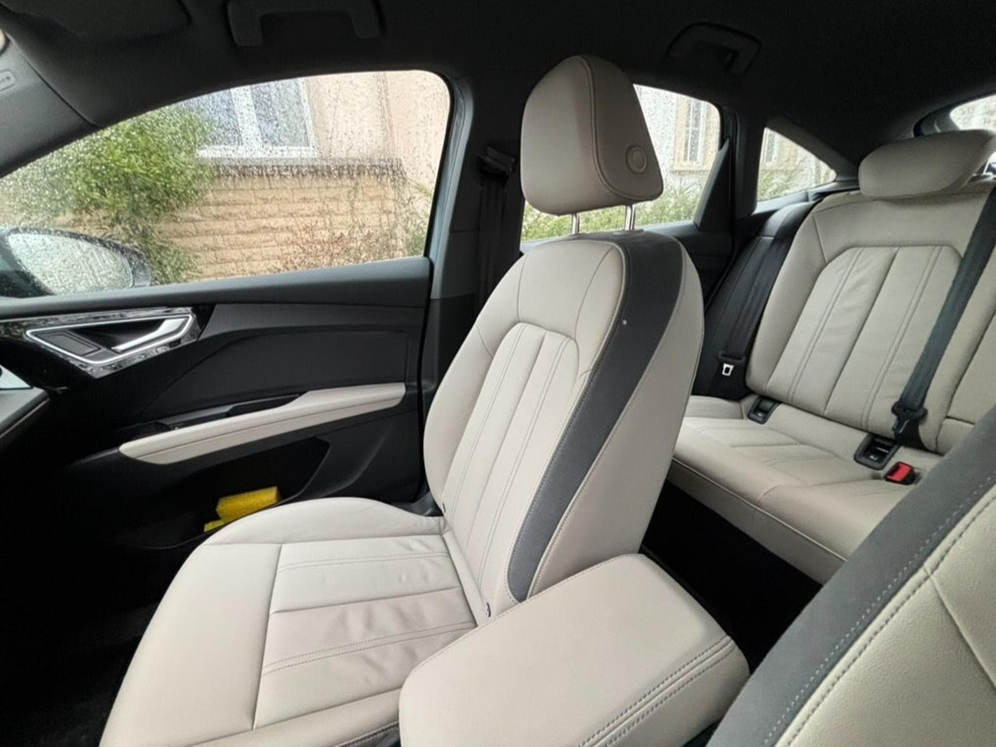 Audi Q4 e-tron Sportback 50 e-tron quattro (2023) - Photo 4