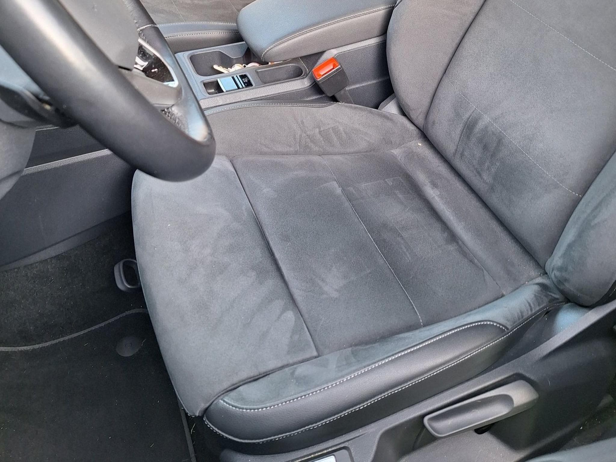 VW Caddy Style 2.0 TDI (2024) - Foto 2