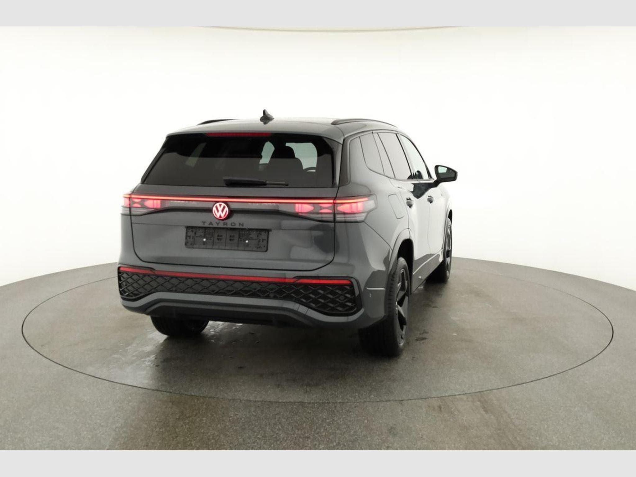 VW Tayron 1.5 TSI eHybrid 150 kW R-Line (2025) - Foto 18