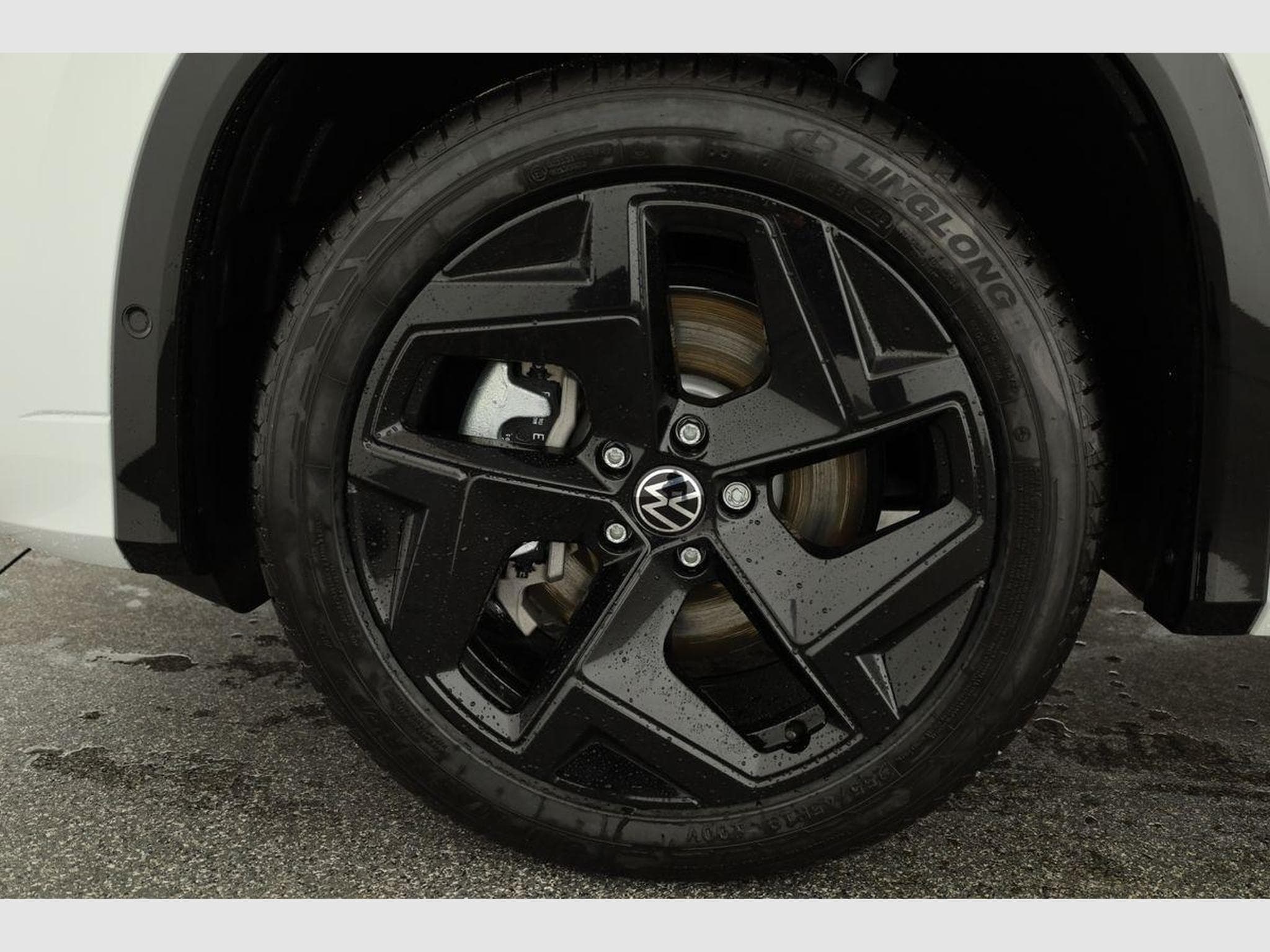 VW Tayron 1.5 TSI eHybrid 150 kW R-Line (2025) - Foto 16