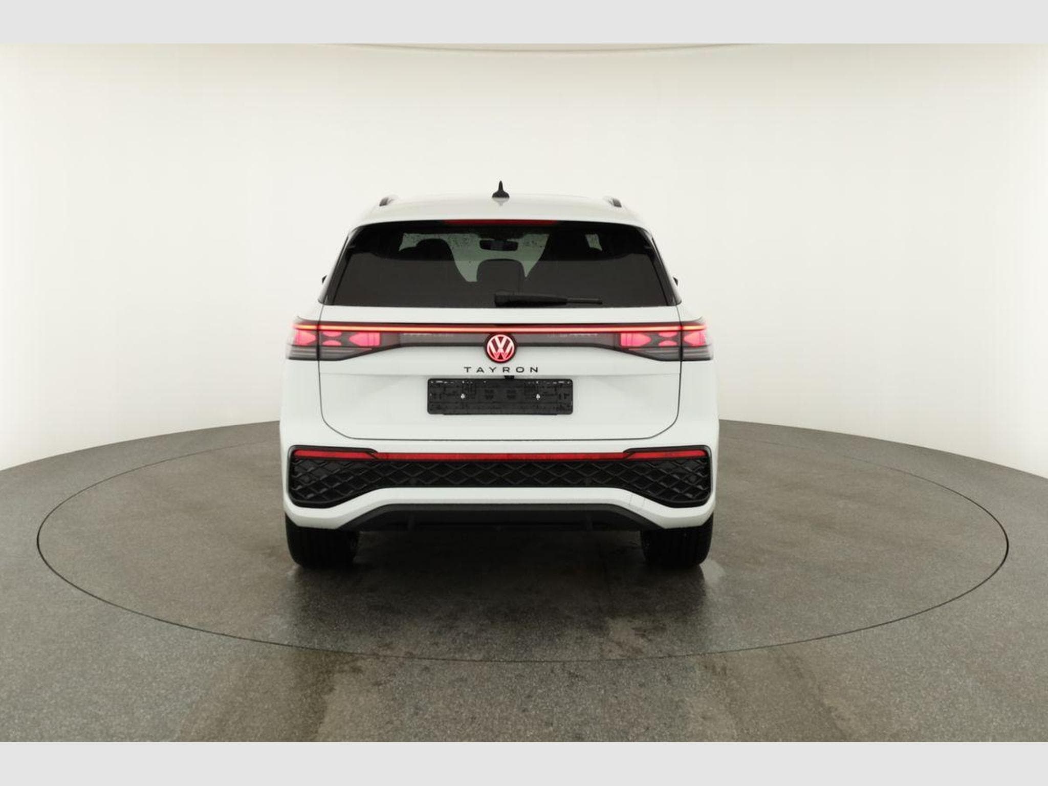 VW Tayron 1.5 TSI eHybrid 150 kW R-Line (2025) - Foto 17