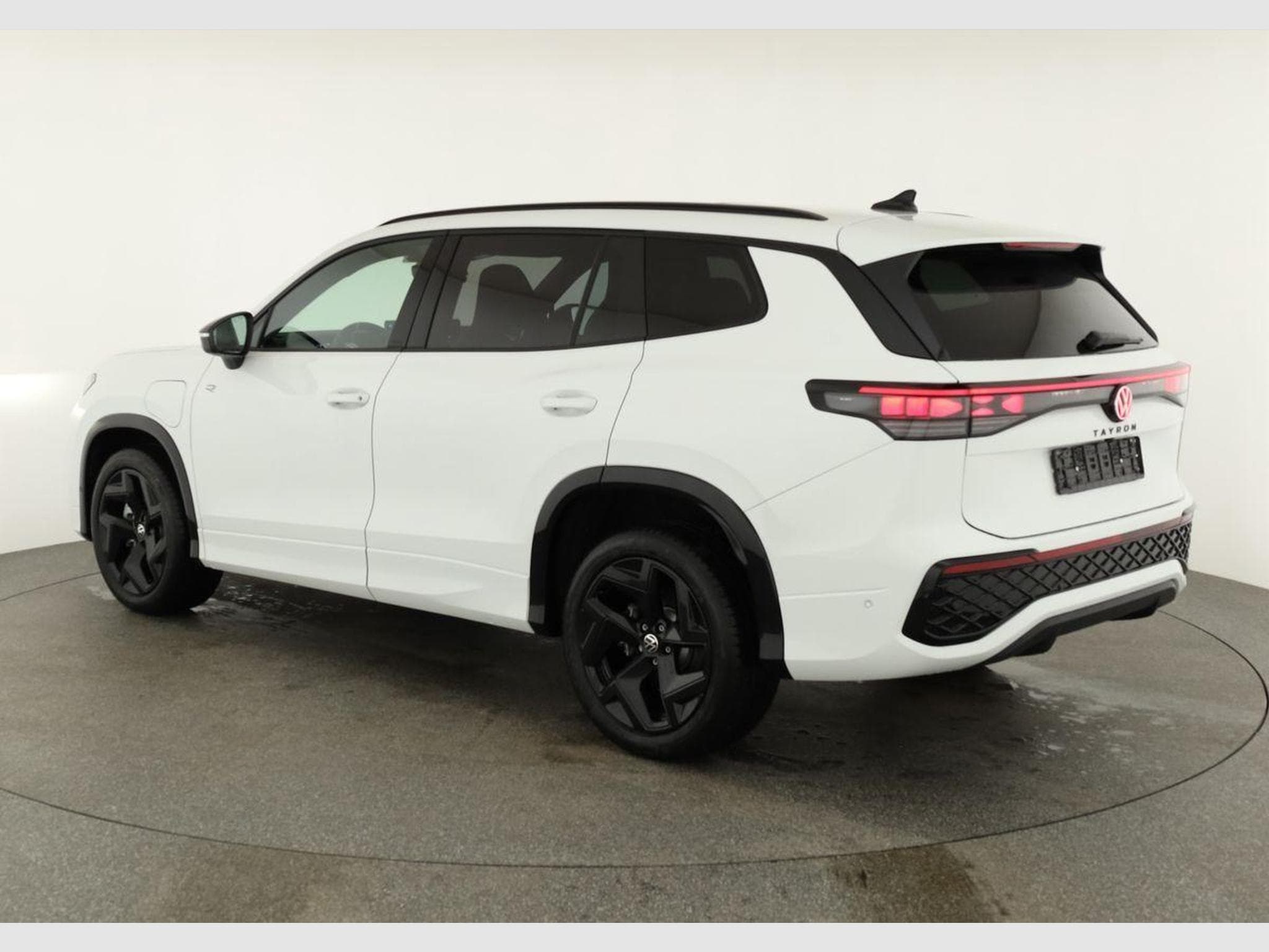 VW Tayron 1.5 TSI eHybrid 150 kW R-Line (2025) - Foto 3
