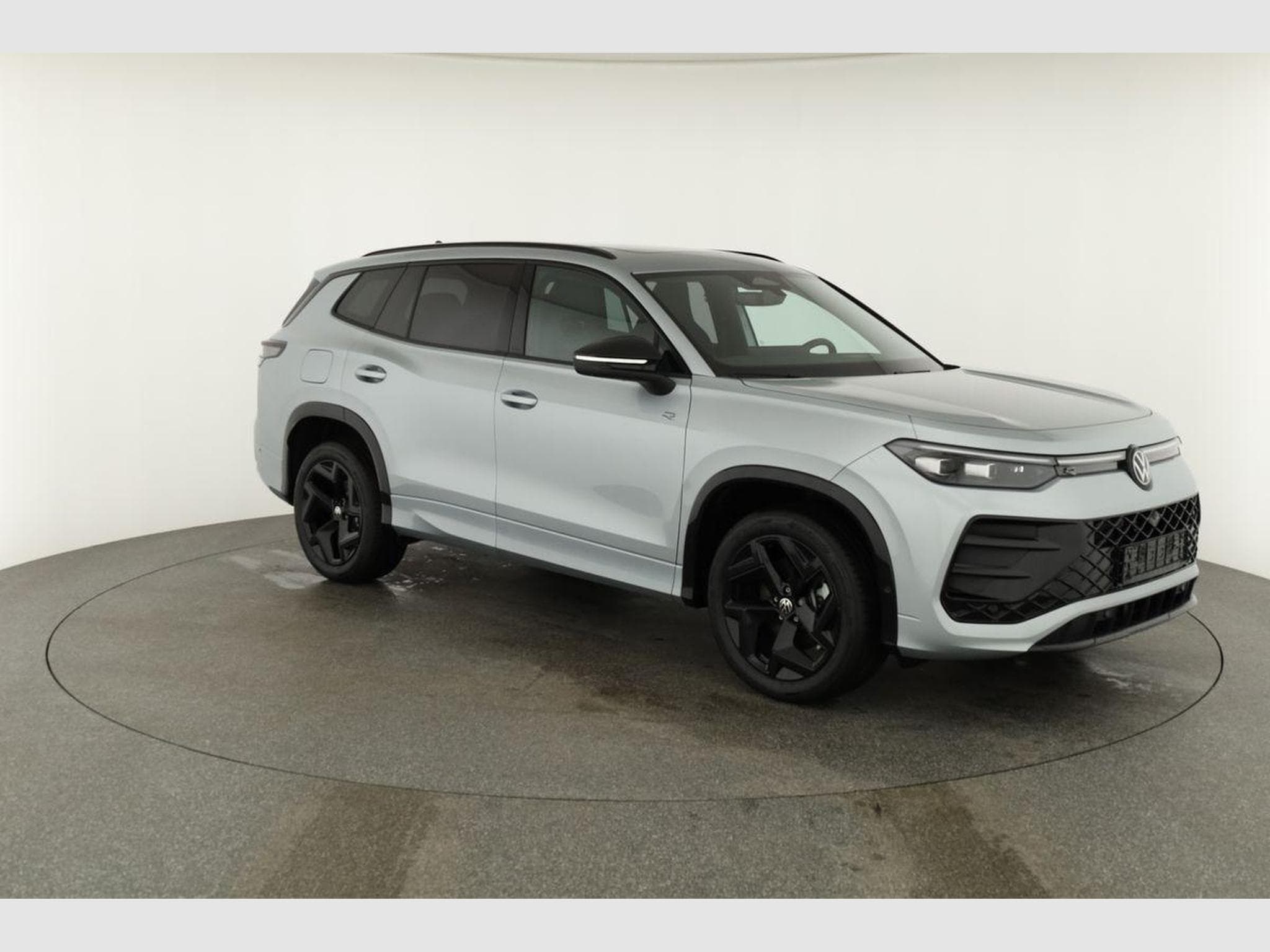 VW Tayron 1.5 TSI eHybrid 150 kW R-Line (2025) - Foto 25