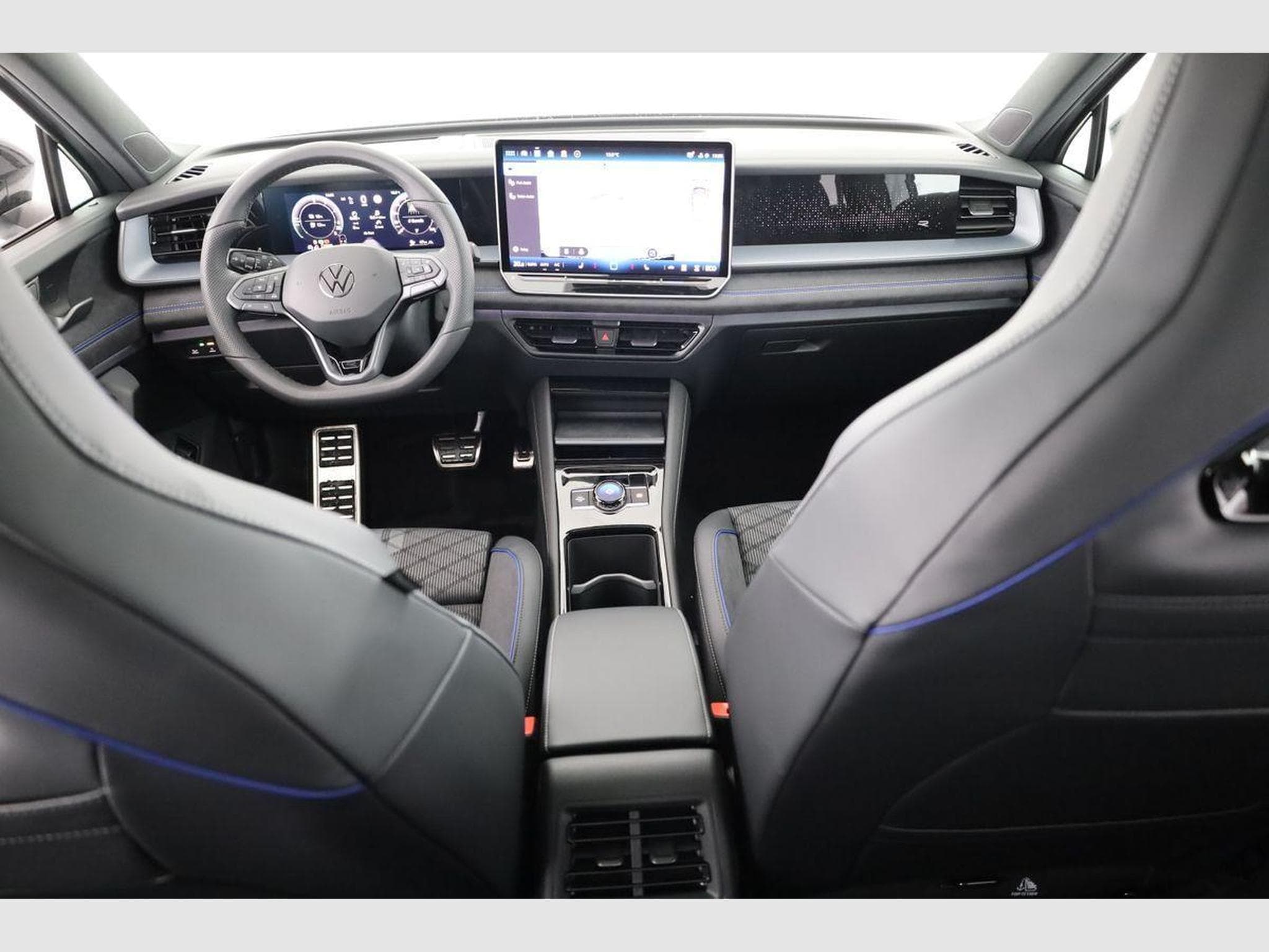 VW Tayron 1.5 TSI eHybrid 150 kW R-Line (2025) - Foto 4