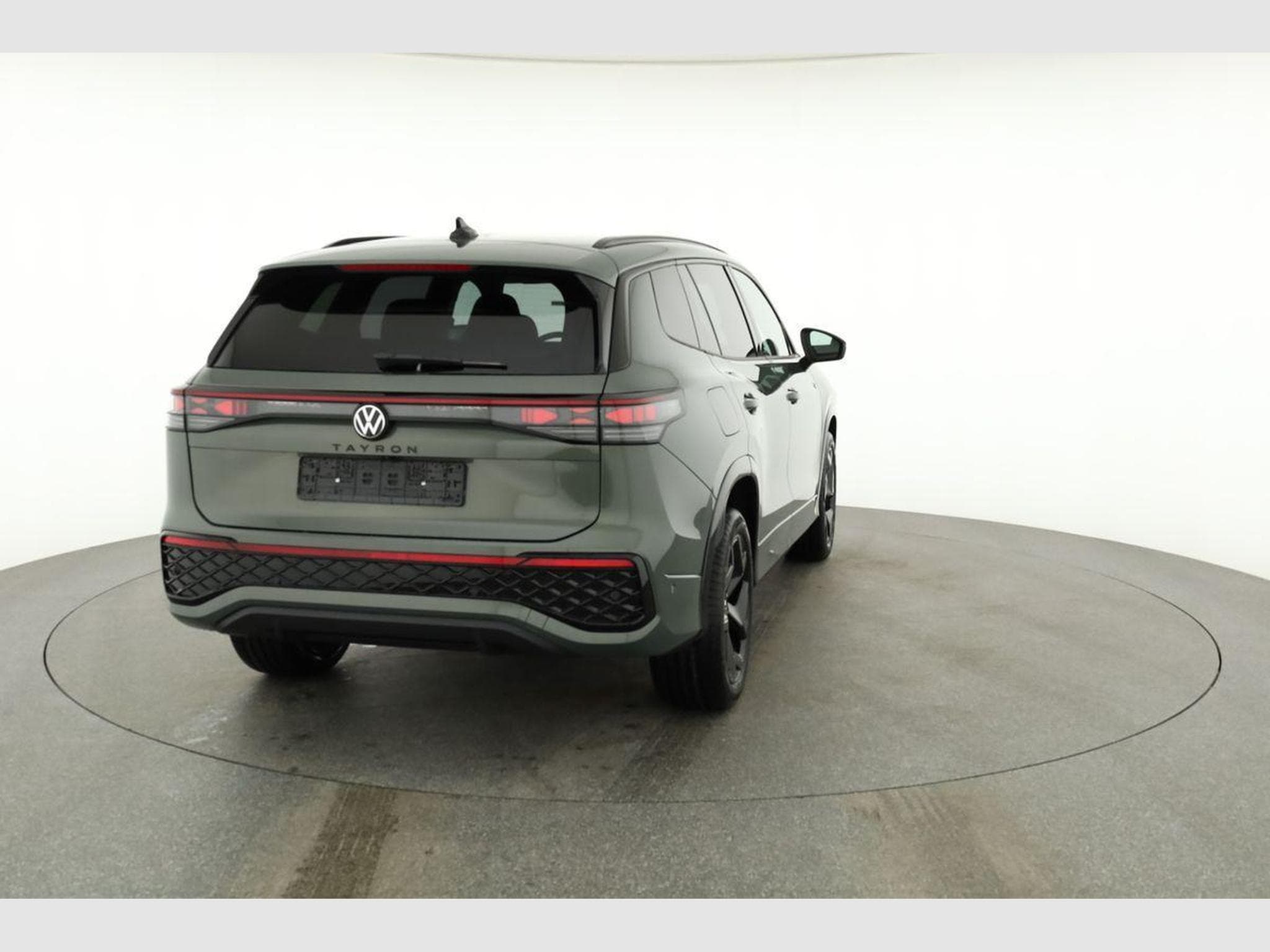 VW Tayron 1.5 TSI eHybrid 150 kW R-Line (2025) - Foto 18