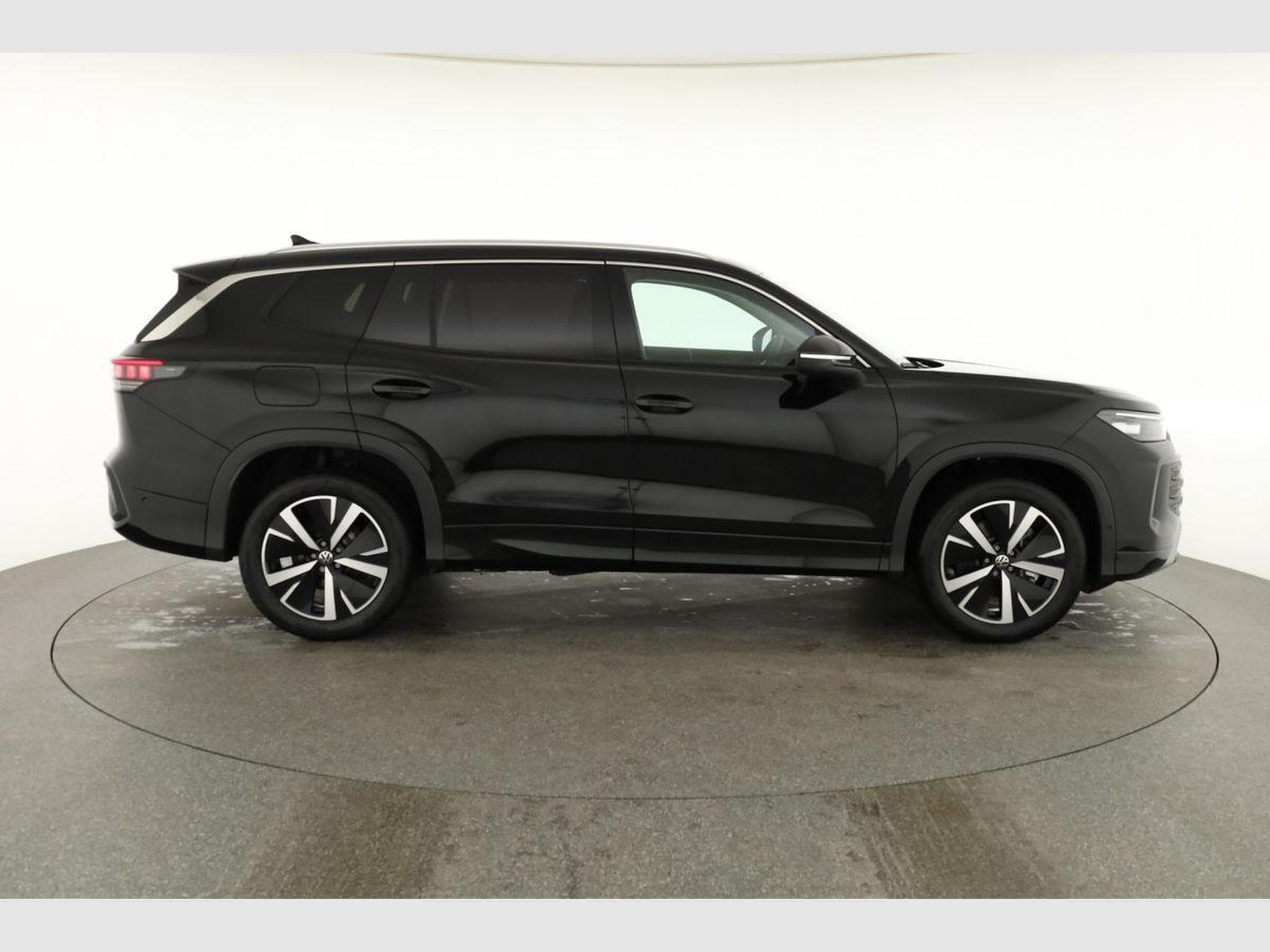 VW Tayron 1.5 TSI eHybrid 150 kW Life (2025) - Foto 22