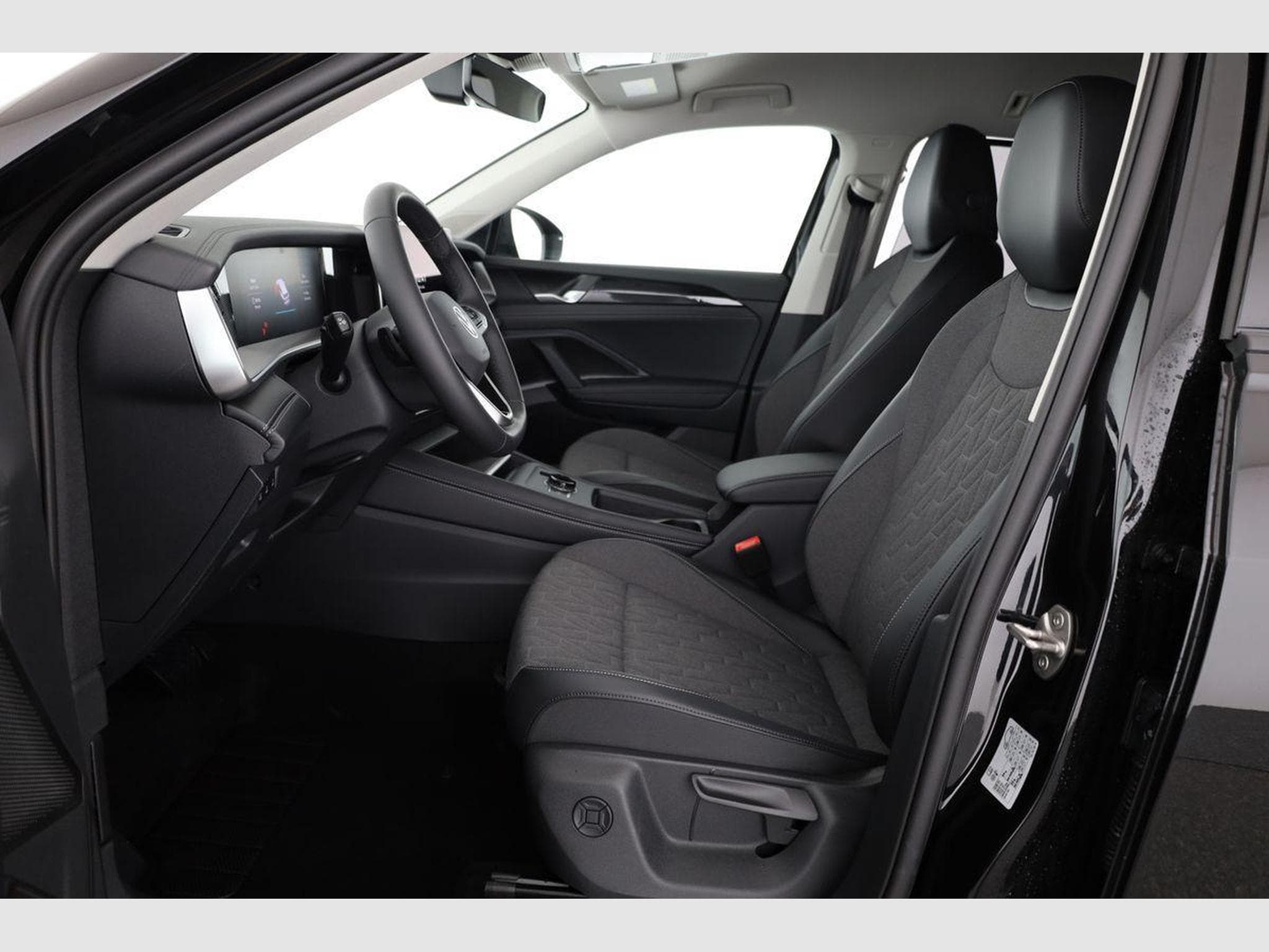 VW Tayron 1.5 TSI eHybrid 150 kW Life (2025) - Foto 9