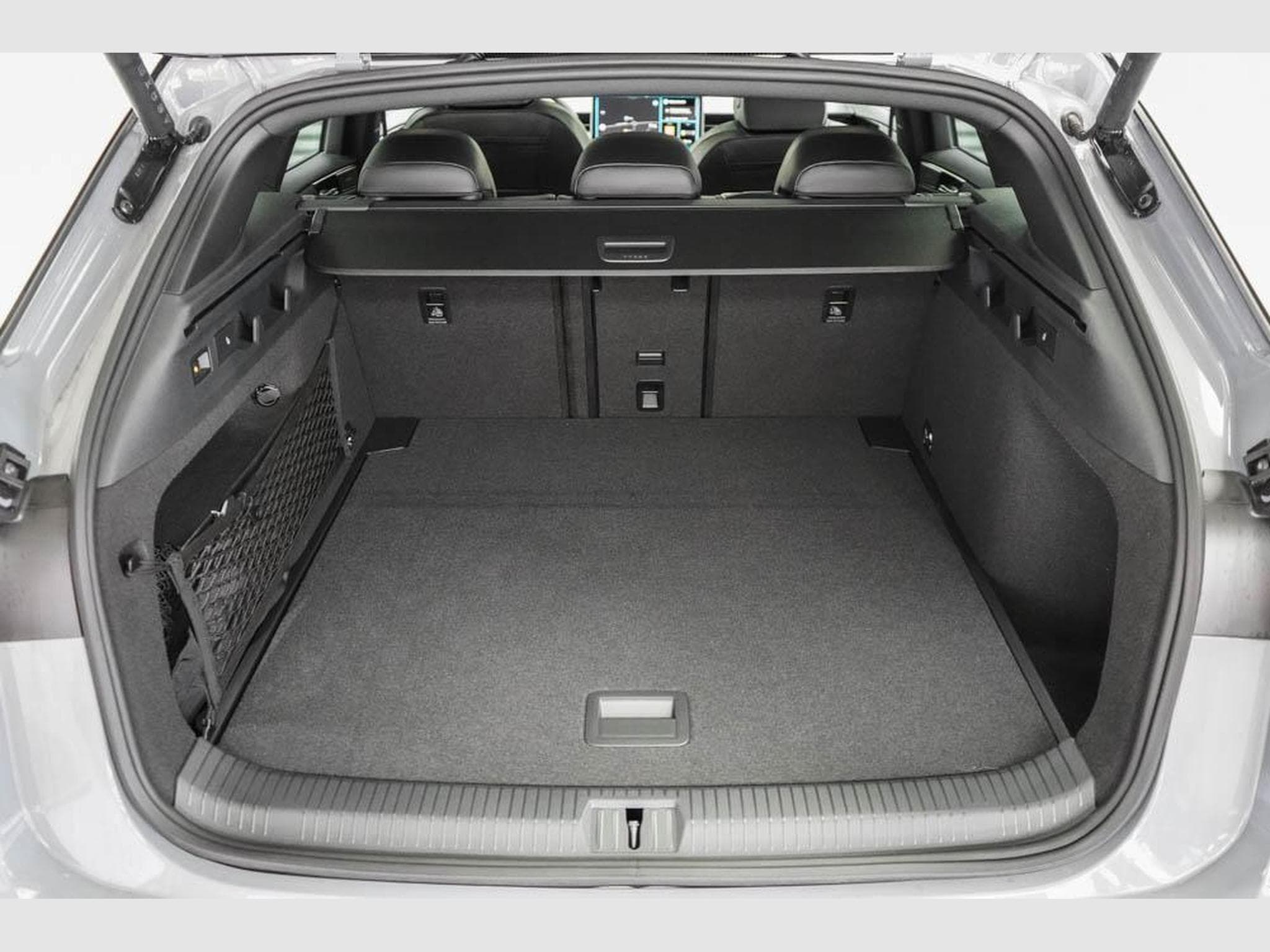 VW ID.7 Kombi Tourer GTX (2025) - Foto 20