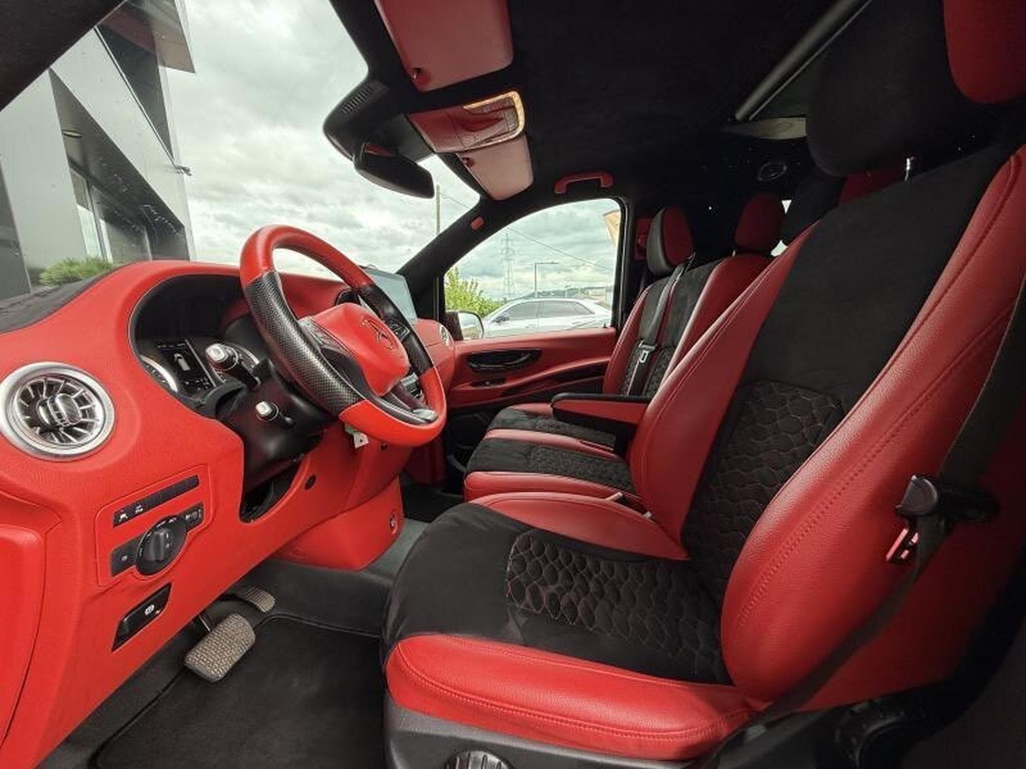 Mercedes Vito Pack AMG VIP Rouge extra 2.0L 163CV (2021) - Foto 7