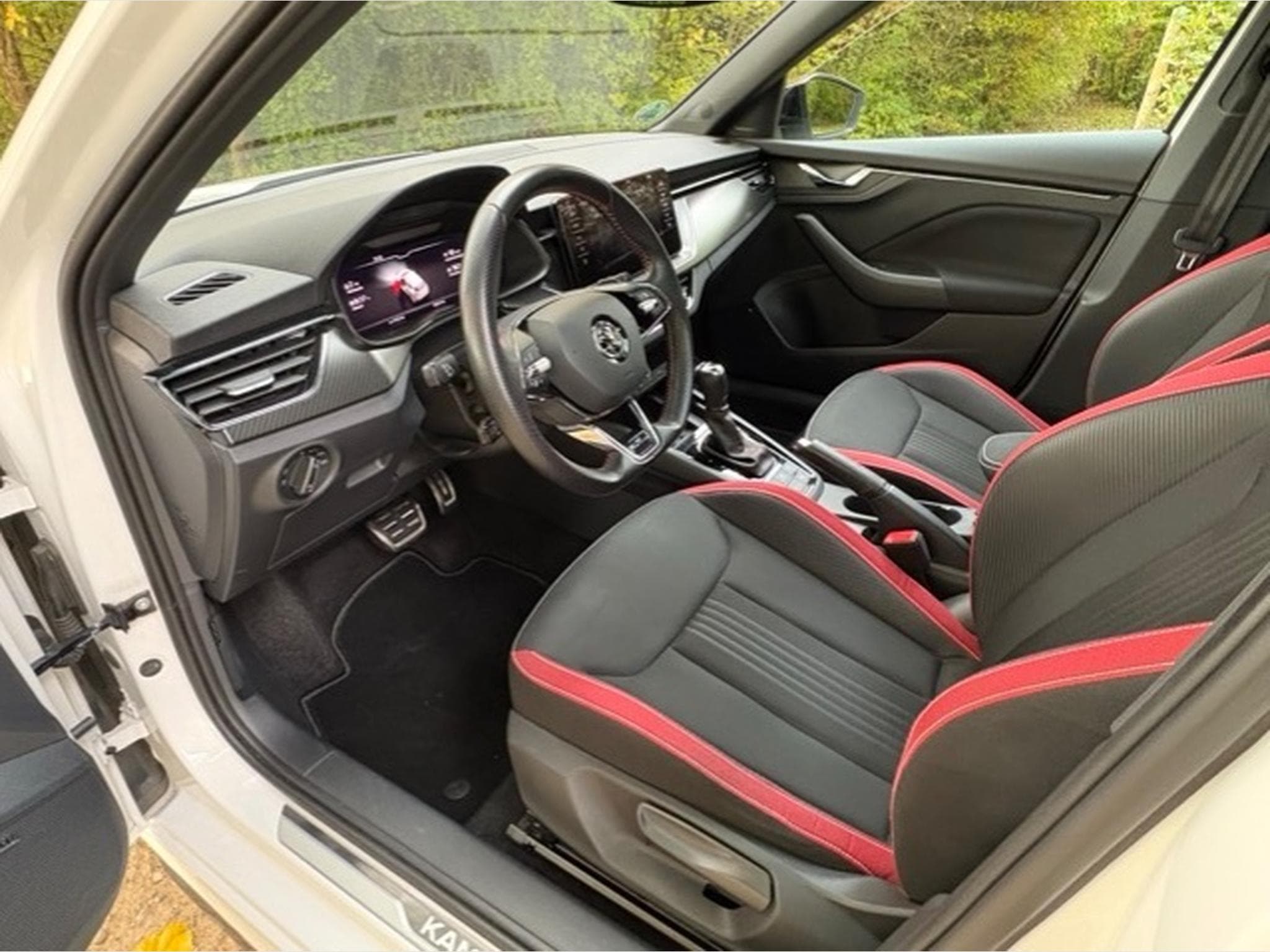 Skoda Kamiq 1,5 TSI , DSG, Monte Carlo (2021) - Photo 5