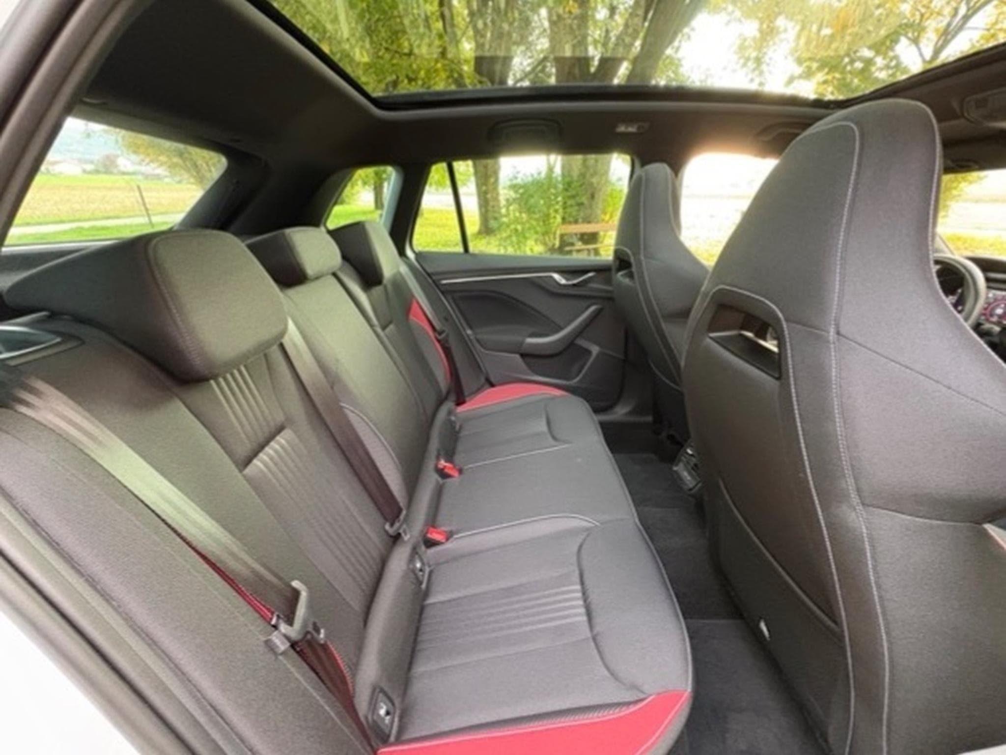 Skoda Kamiq 1,5 TSI , DSG, Monte Carlo (2021) - Photo 7