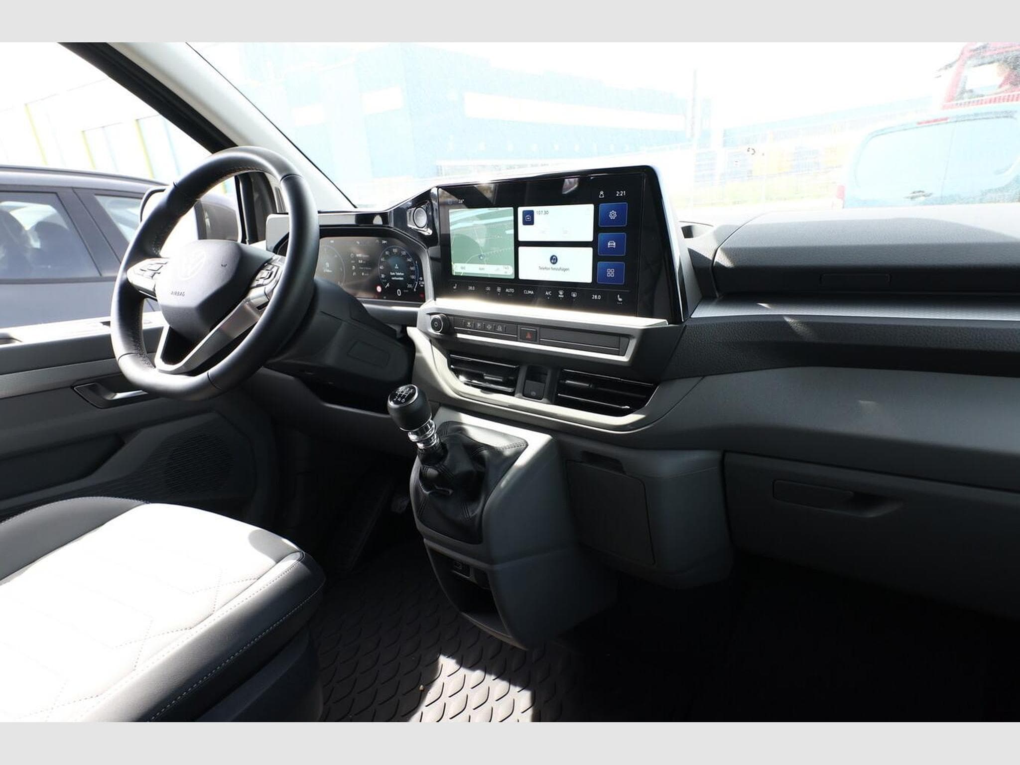 VW T7 Style (2026) - Photo 9