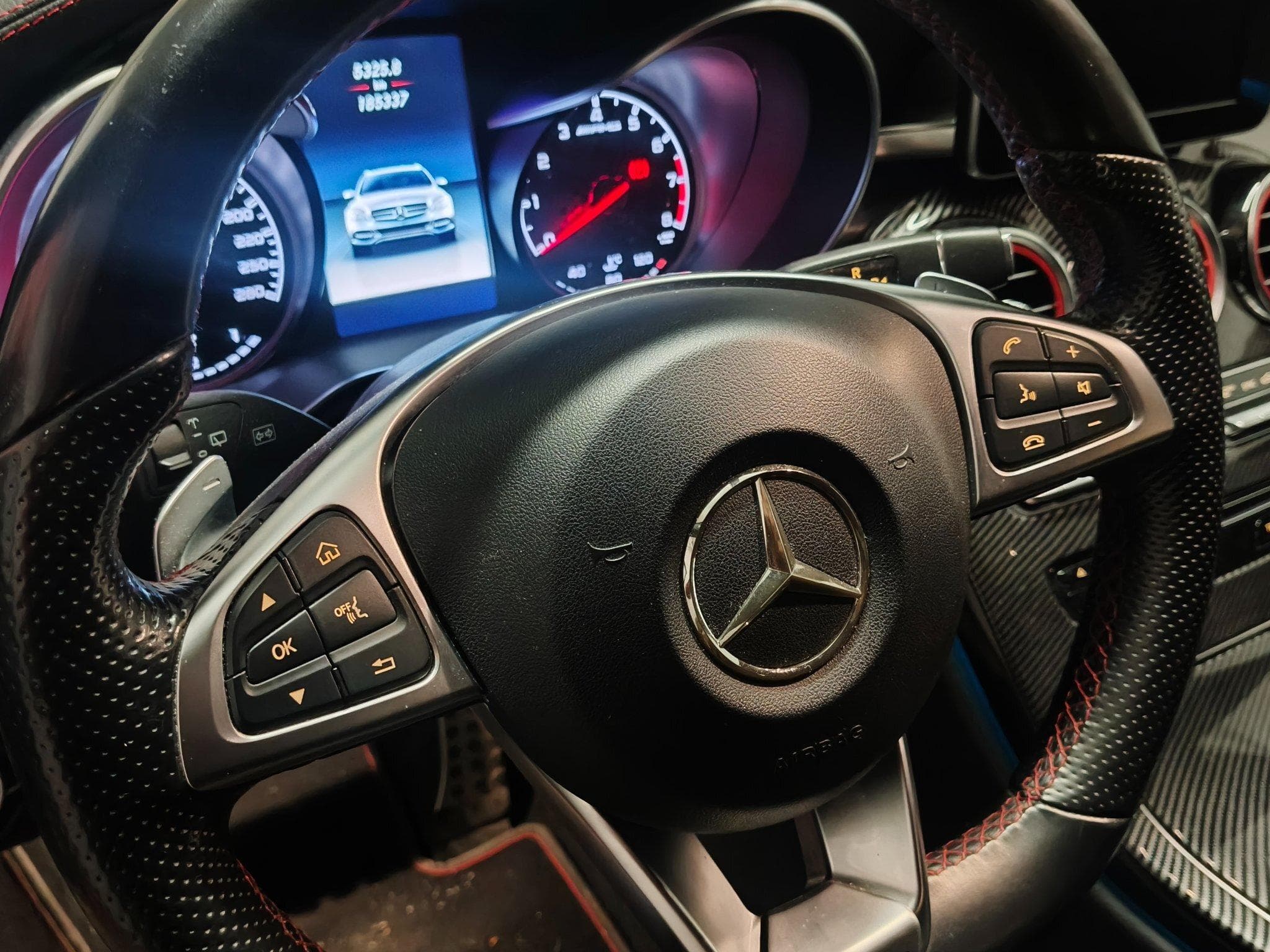 Mercedes C 43 AMG (2016) - Photo 3