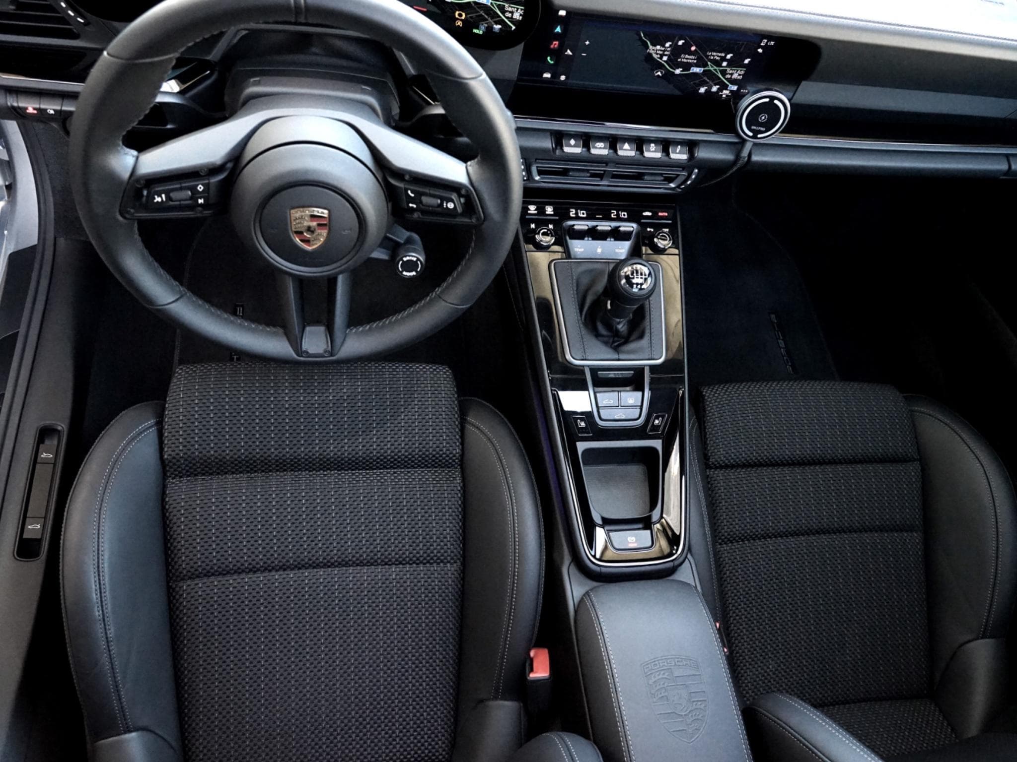 Porsche 911 Carrera T (2024) - Foto 10