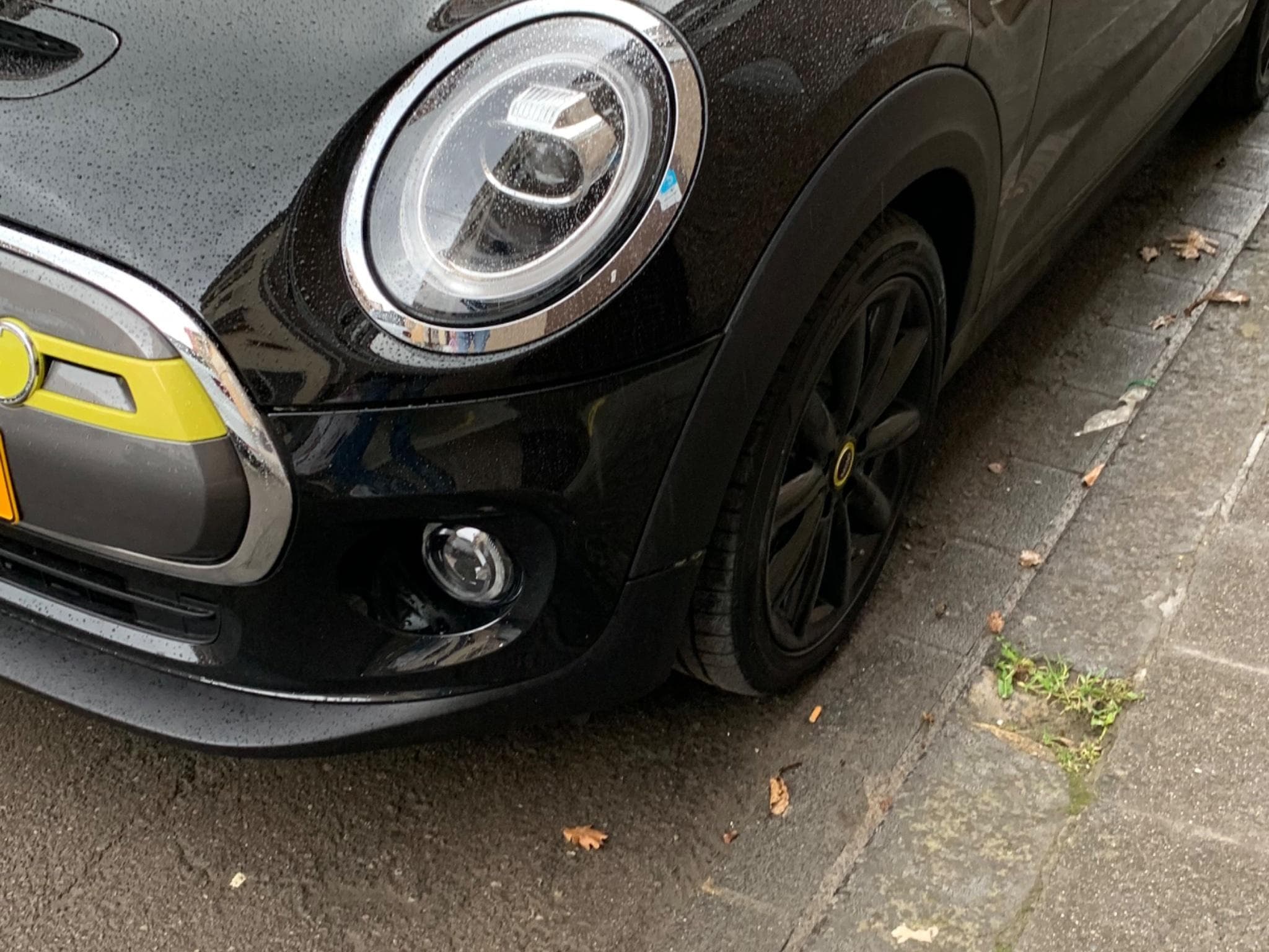 Mini Cooper SE (2021) - Photo 3