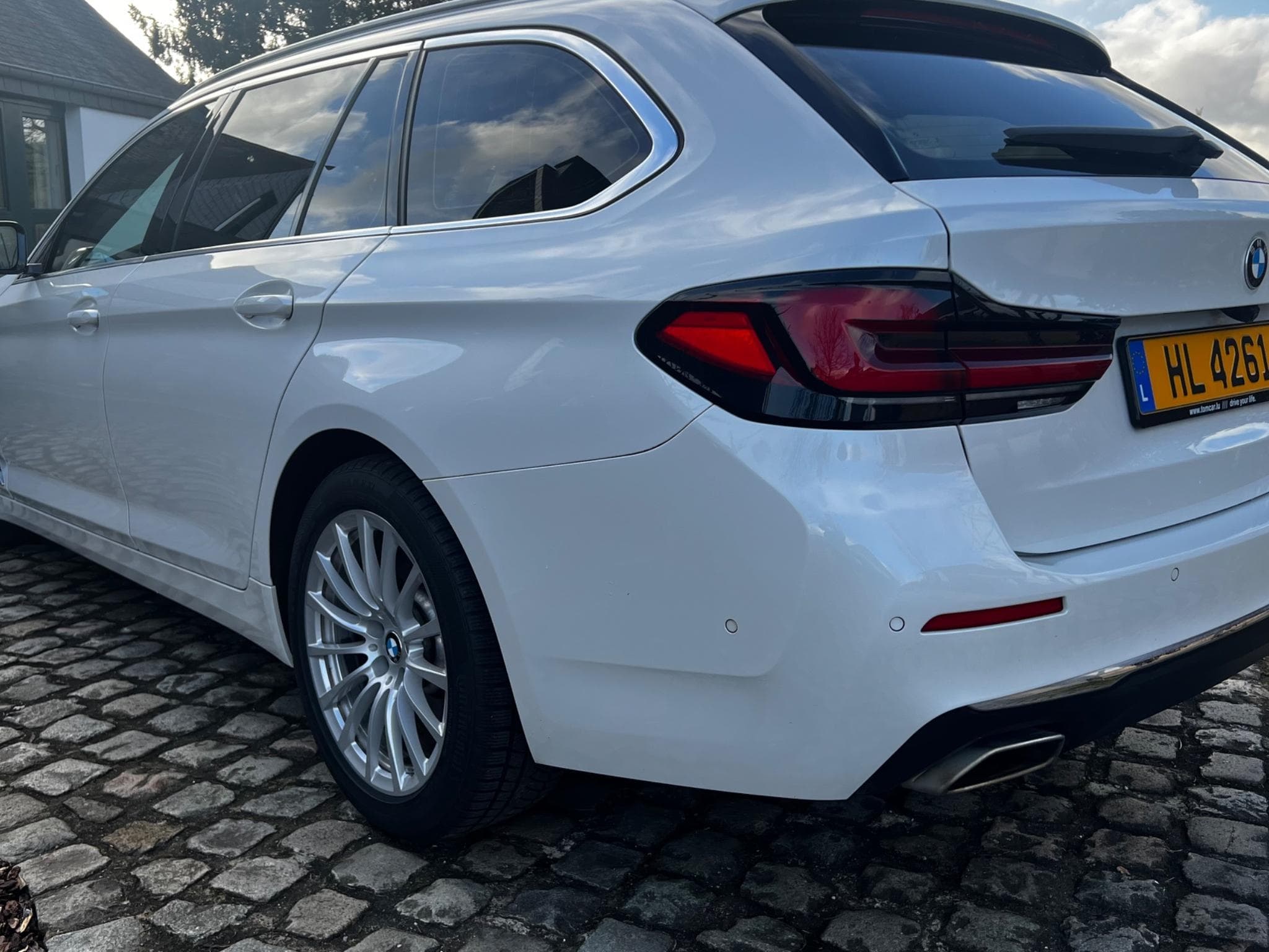 BMW 530 530 DA XDrive Touring Luxury Line (2023) - Photo 3