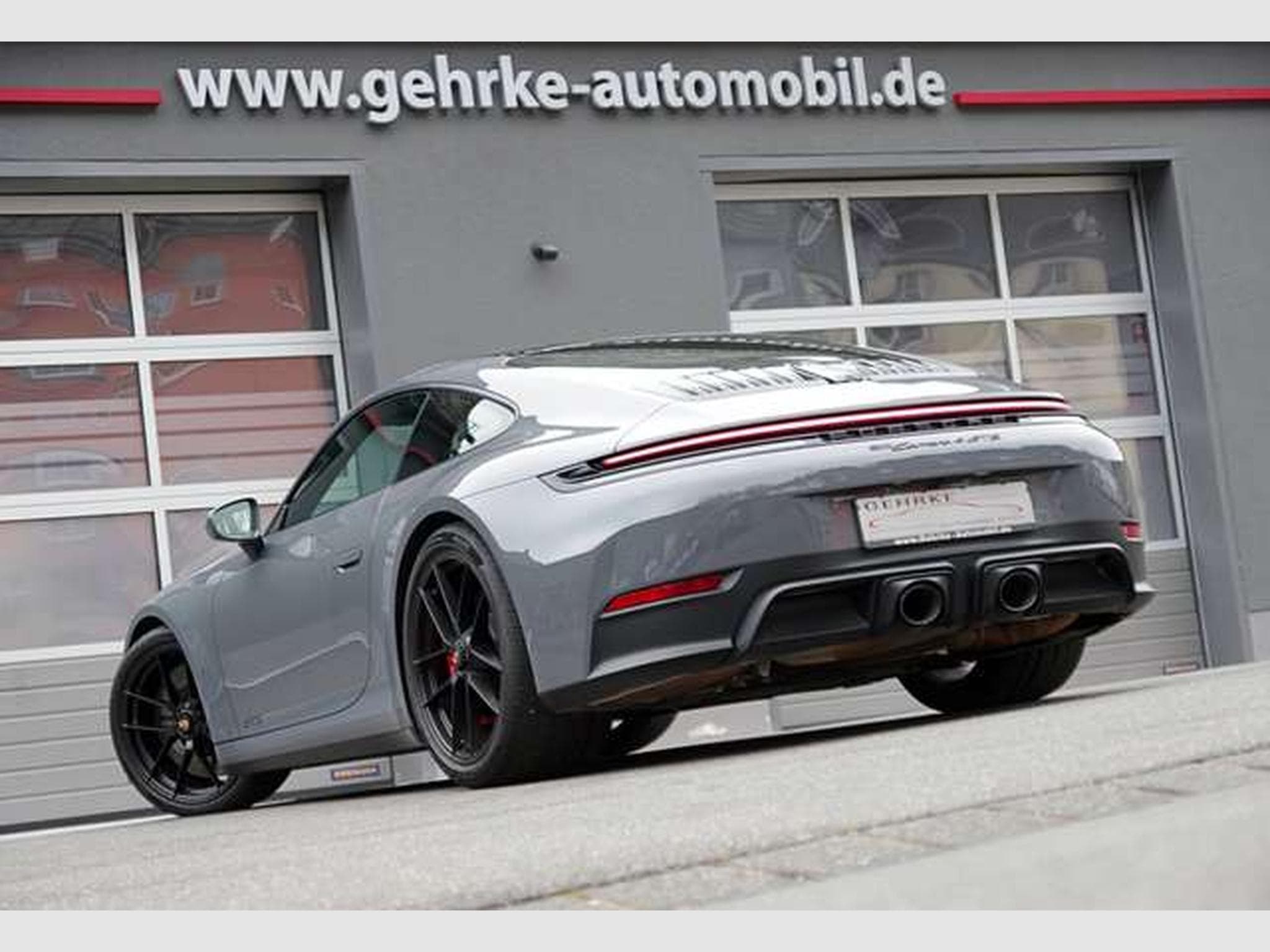 Porsche 911 992.2 4 GTS Coupe*14-Wege,ACC,BOSE,Schiebedach* (2025) - Foto 2