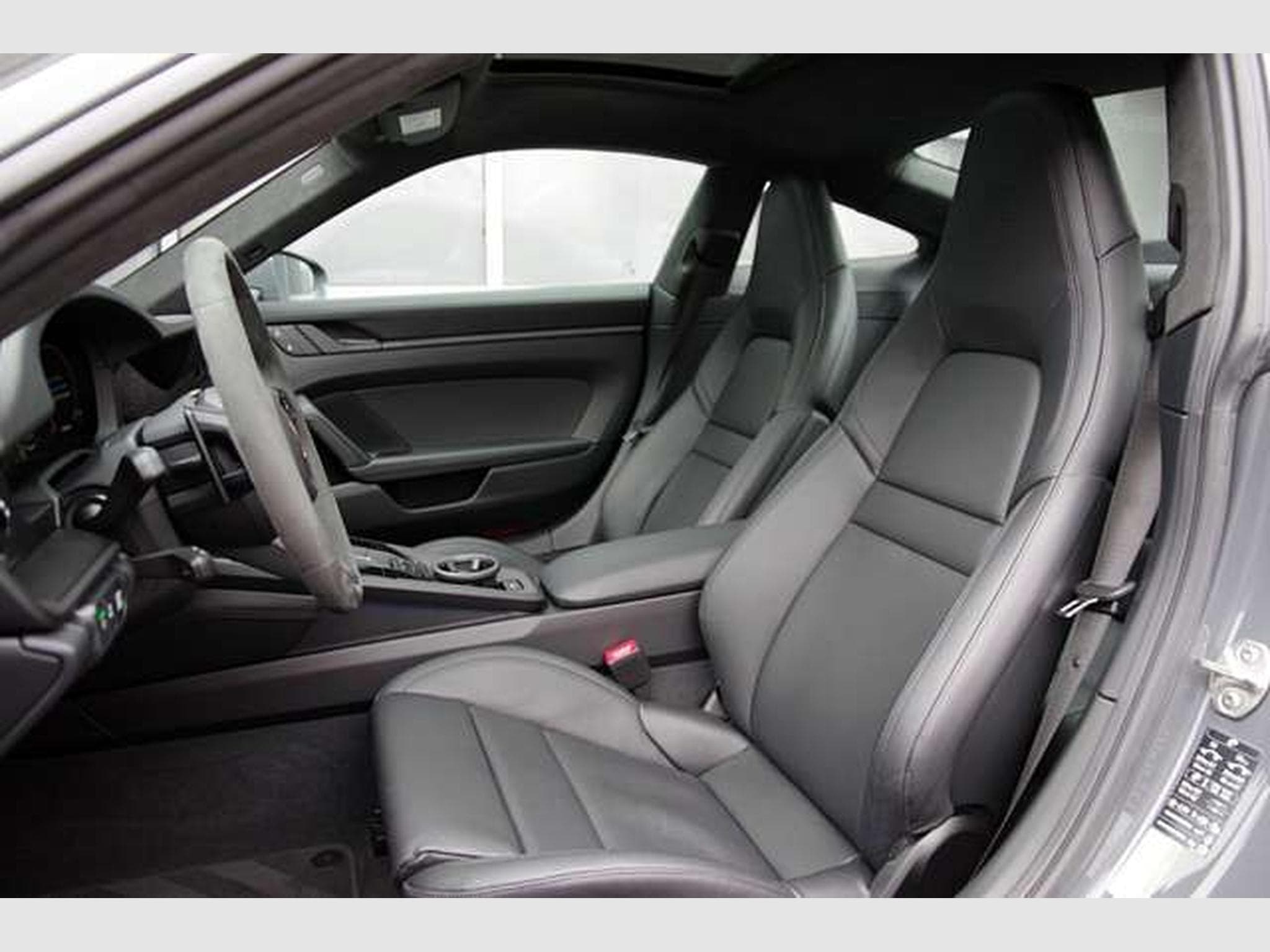 Porsche 911 992.2 4 GTS Coupe*14-Wege,ACC,BOSE,Schiebedach* (2025) - Foto 5