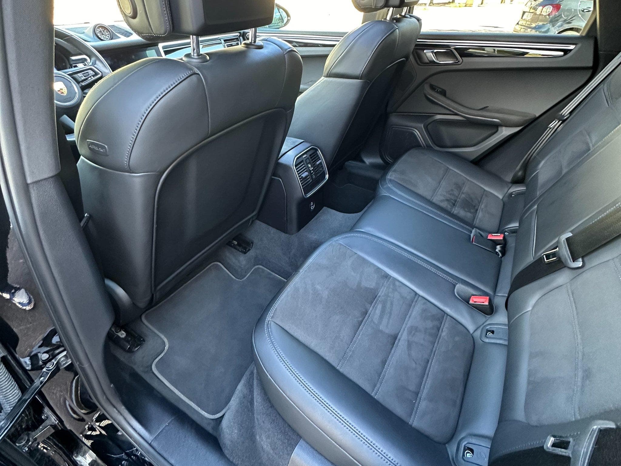 Porsche Macan GTS (2021) - Photo 10