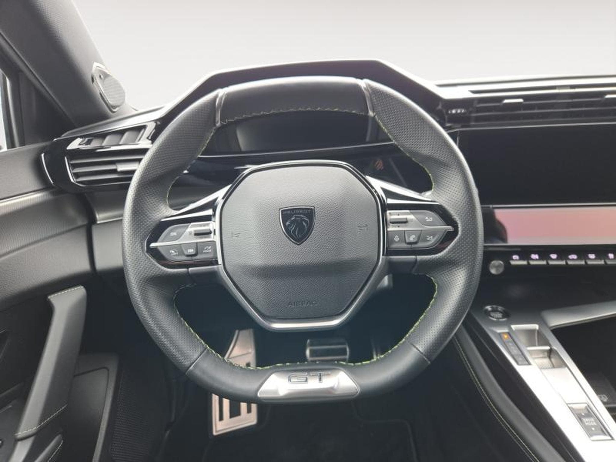 Peugeot 408 DGYT (2024) - Photo 34