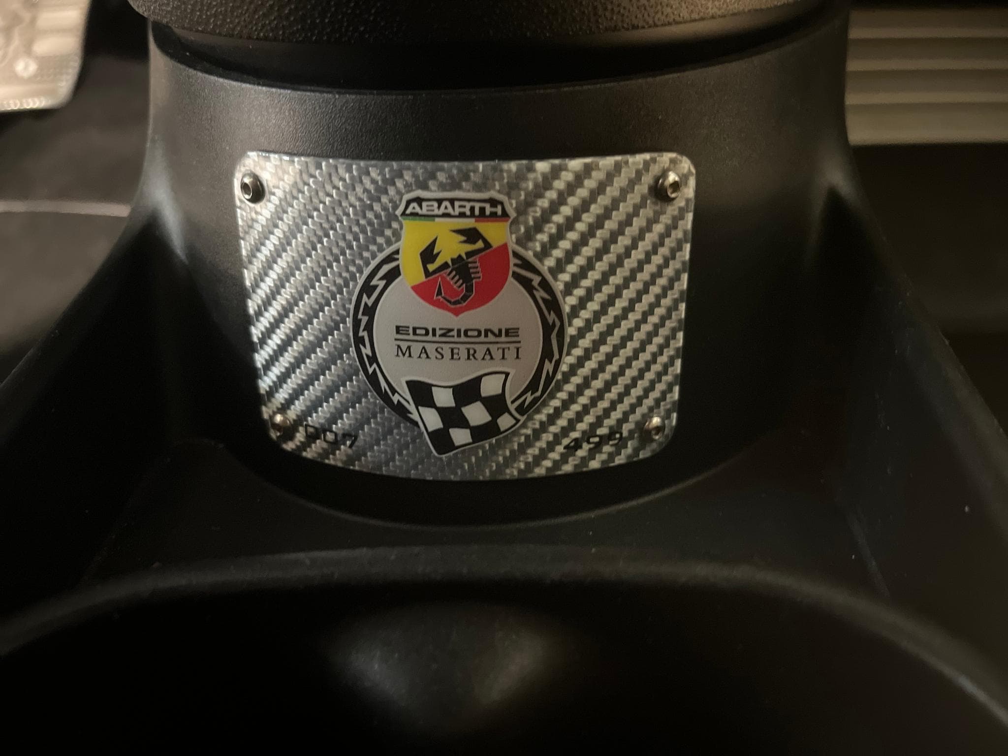 Abarth 695 695C Edizione Maserati numéroté 007/499 (2012) - Photo 14