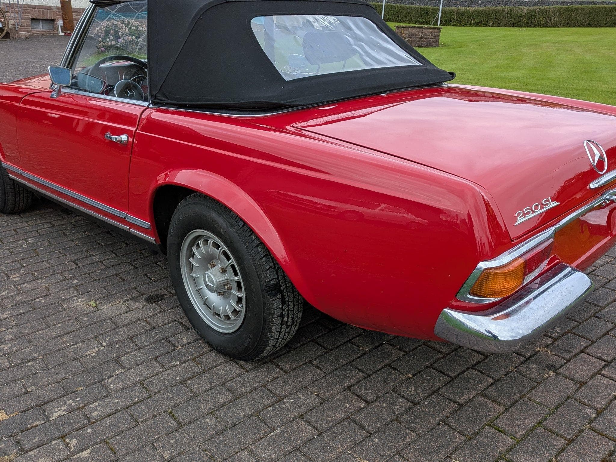 Mercedes SL SL 250 Pagode (1970) - Foto 2