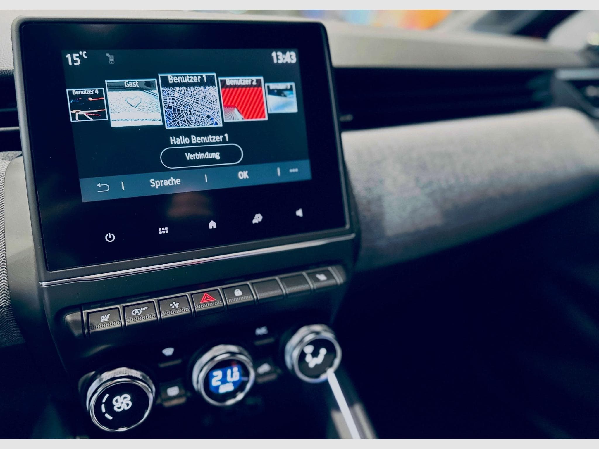 Renault Clio CLIO TCE GSR2 TECHNO (2025) - Photo 10